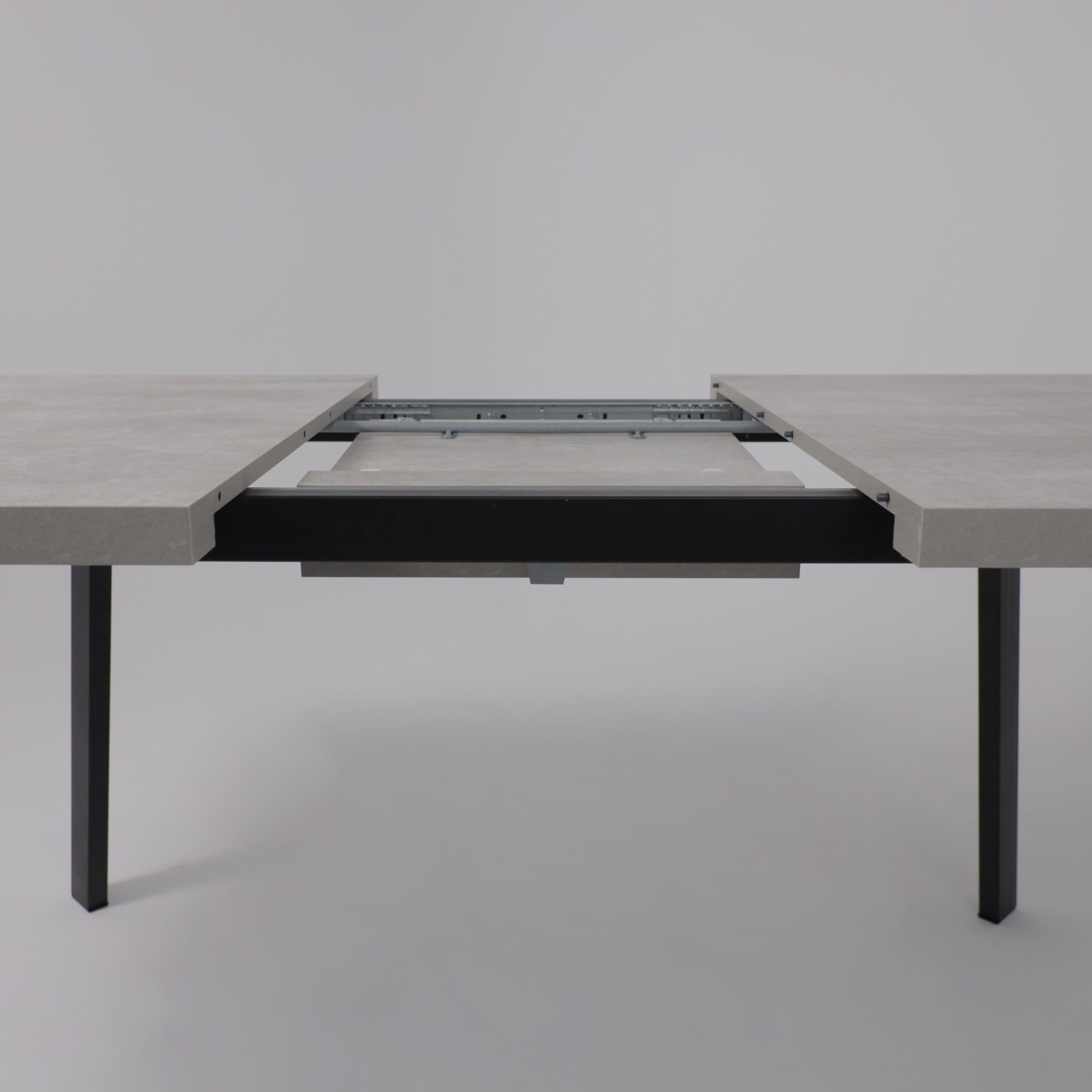 Стол Hagen 140 раздвижной, 140(180)*85, Цемент/Черный