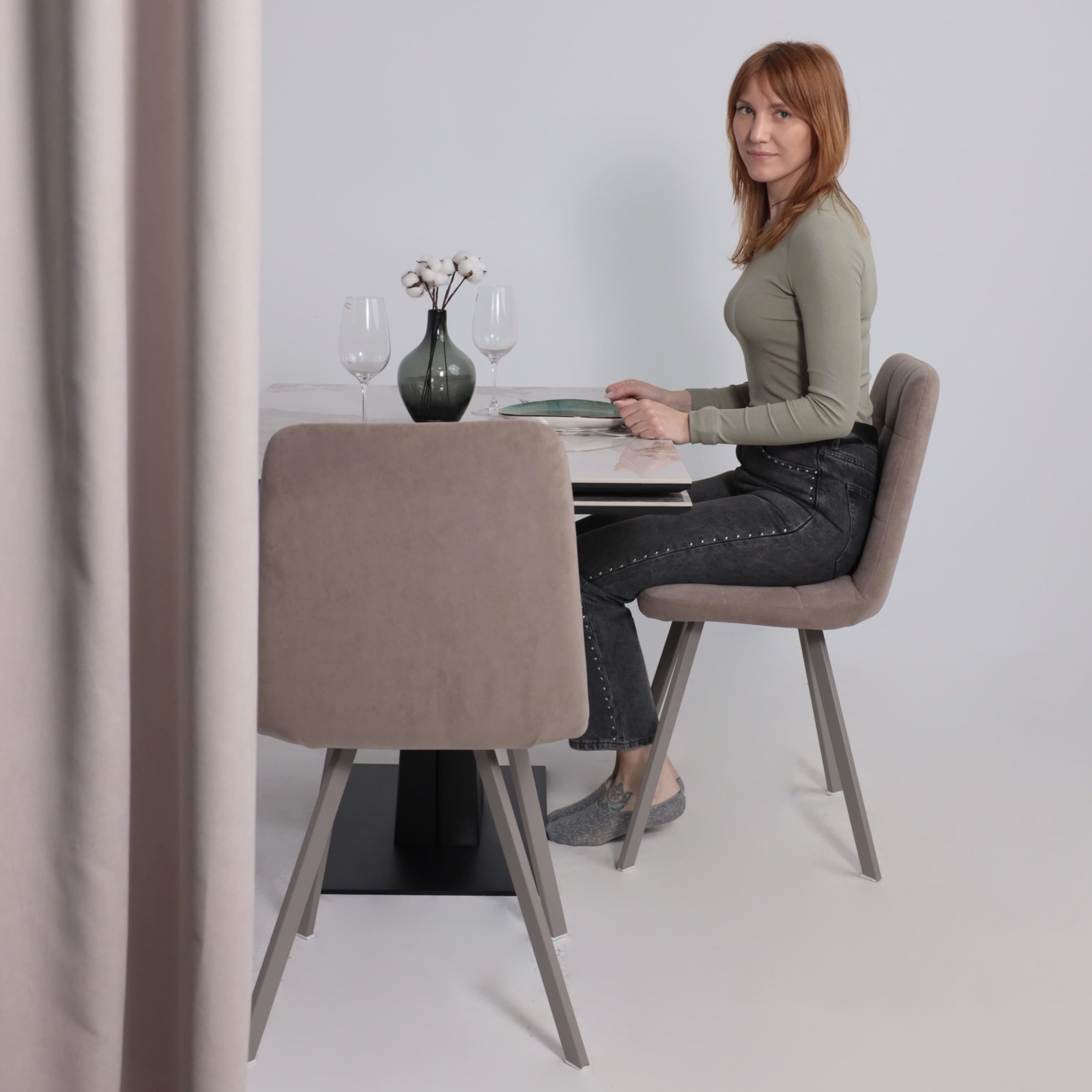 Стол AV 2119, МДФ+керамика, раздвижной 1200 (1800)*800 белый, глянцевый PANDORA/черный