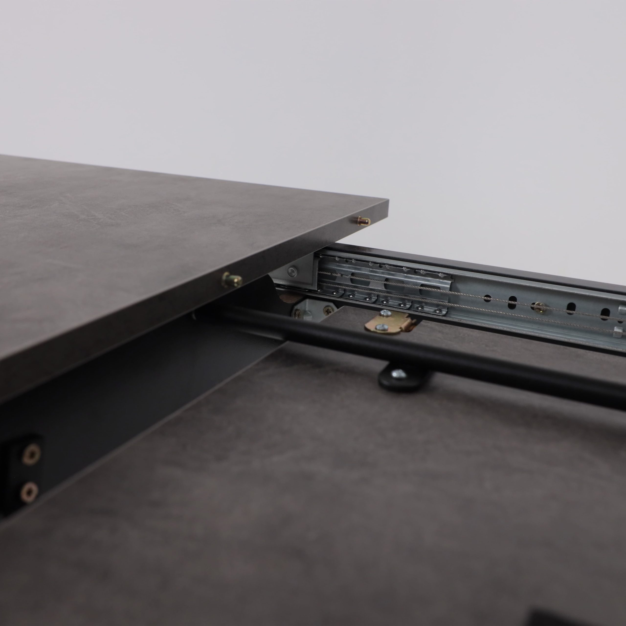 Стол TIRK RADIAL-110, раздвижной 110(142)х70, Дымчатая керамика/Чёрный