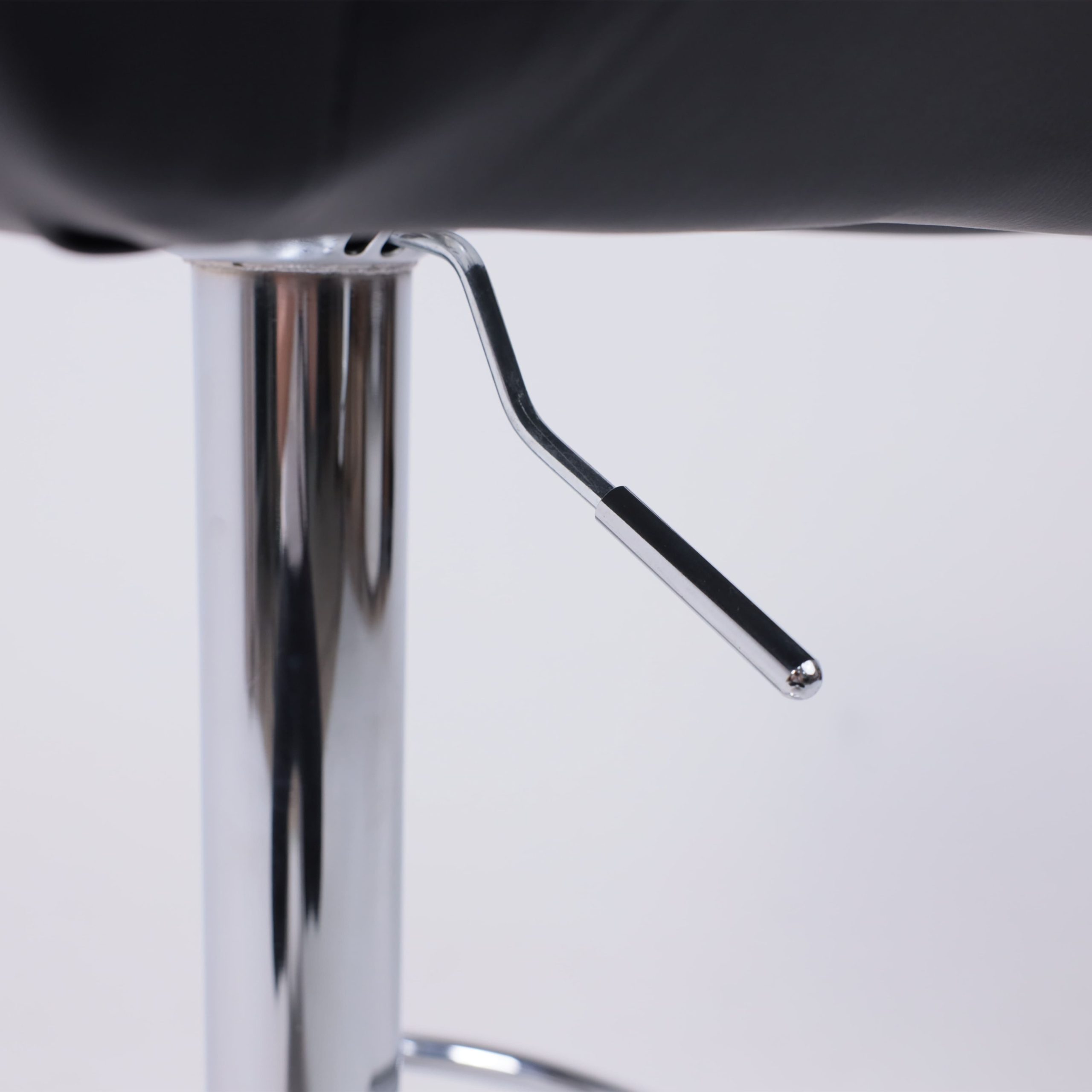 Кресло BERLIN, экокожа, черный/хром