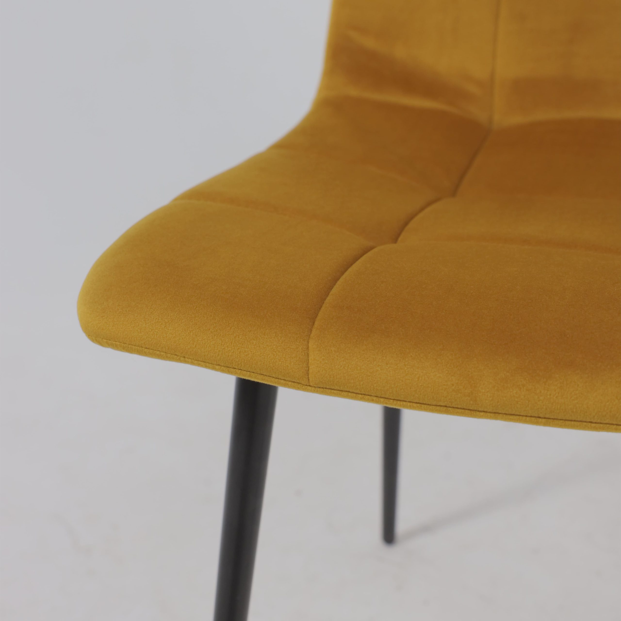 Стул AV 406-N, карри бархат Confetti chai tea/черный