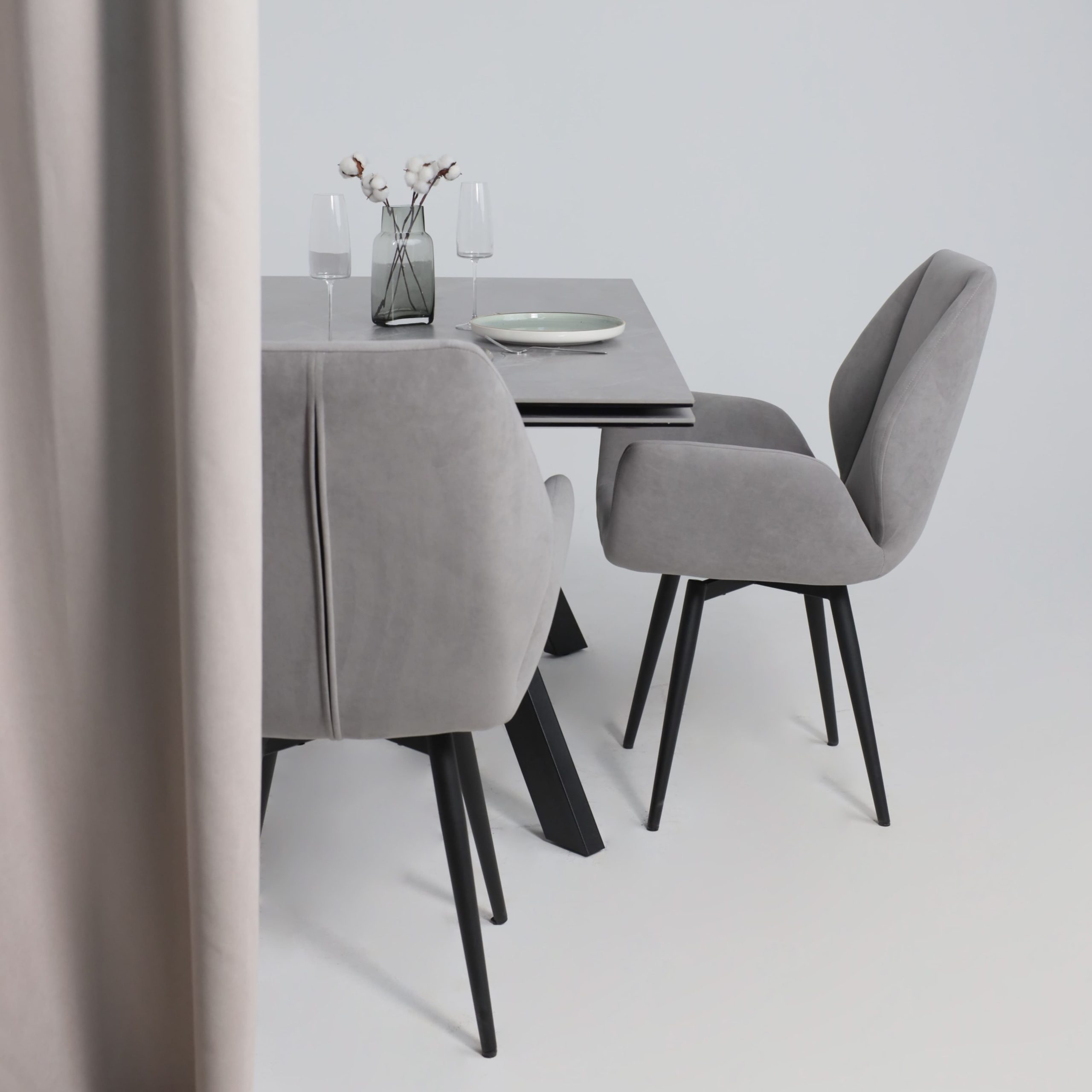 Стол МОНАКО NEW,керамика 0 кат. 1600(2240)*900, Камень серый Greys Grey/Черный матовый