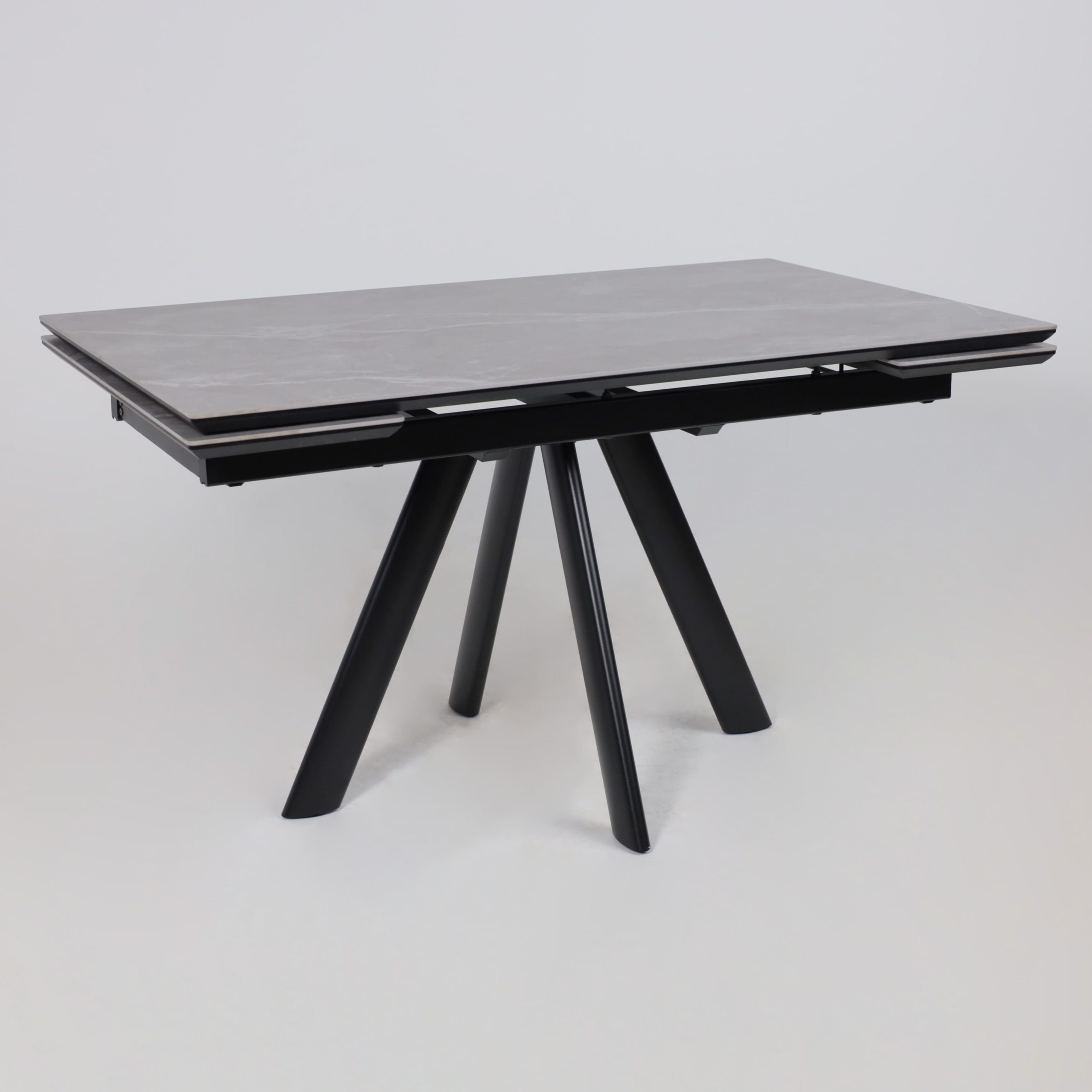 Стол JACK-140, раздвижной 140(30+30)х85, STONE GREY ST CER/Черный