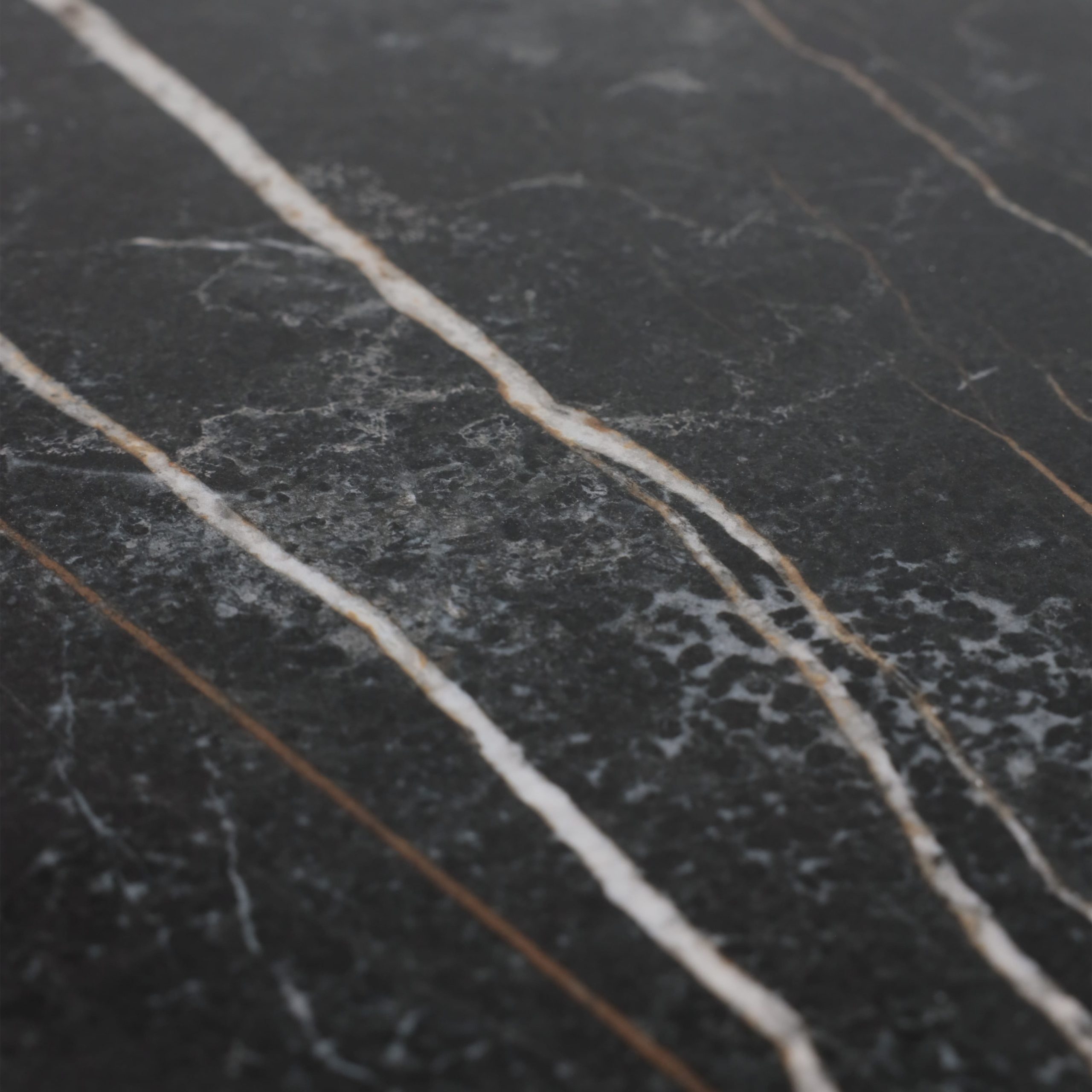 Стол РАУНД,керамика 2 кат. Д 1100, Камень черный Wacom pulido/ Черный матовый