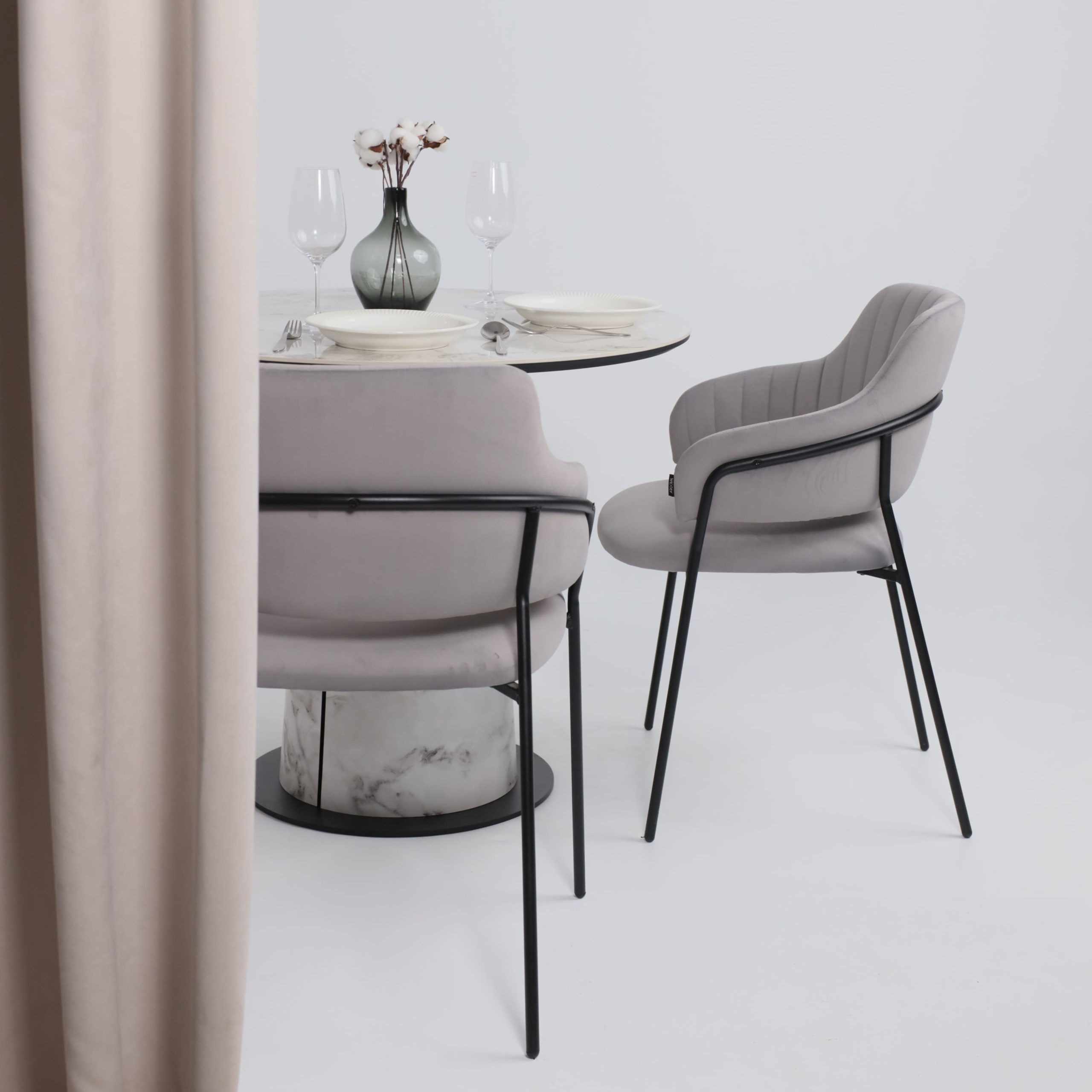 Стол AV 2317, МДФ+керамика, нераздвижной 900 натуральный, глянцевый GOLD JADE/черный+HPL Виктори натуральный