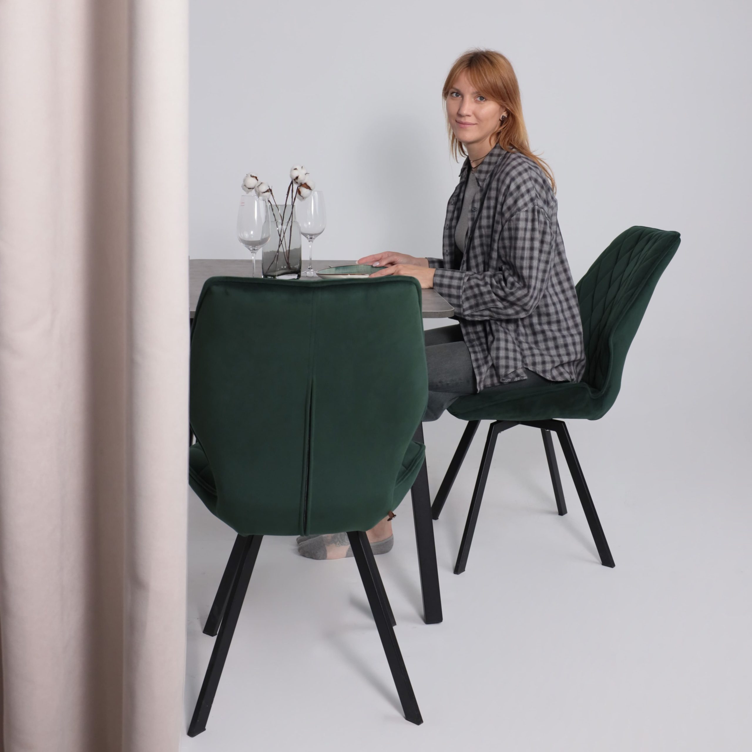 Стол TIRK RADIAL-110, раздвижной 110(142)х70, Дымчатая керамика/Чёрный