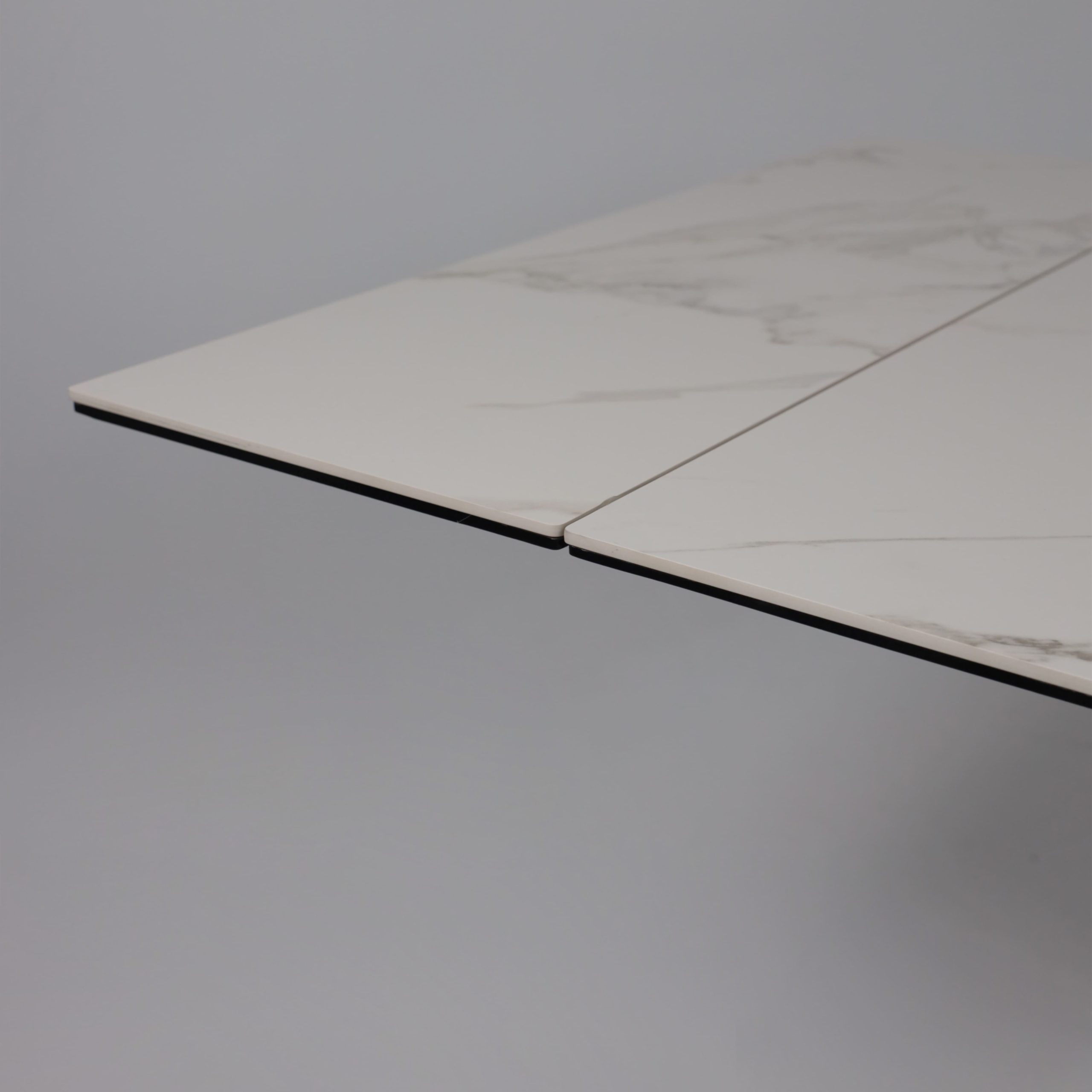 Стол МОНАКО NEW,керамика 0 кат. 1600(2240)*900, Камень белый Greys White/Черный матовый