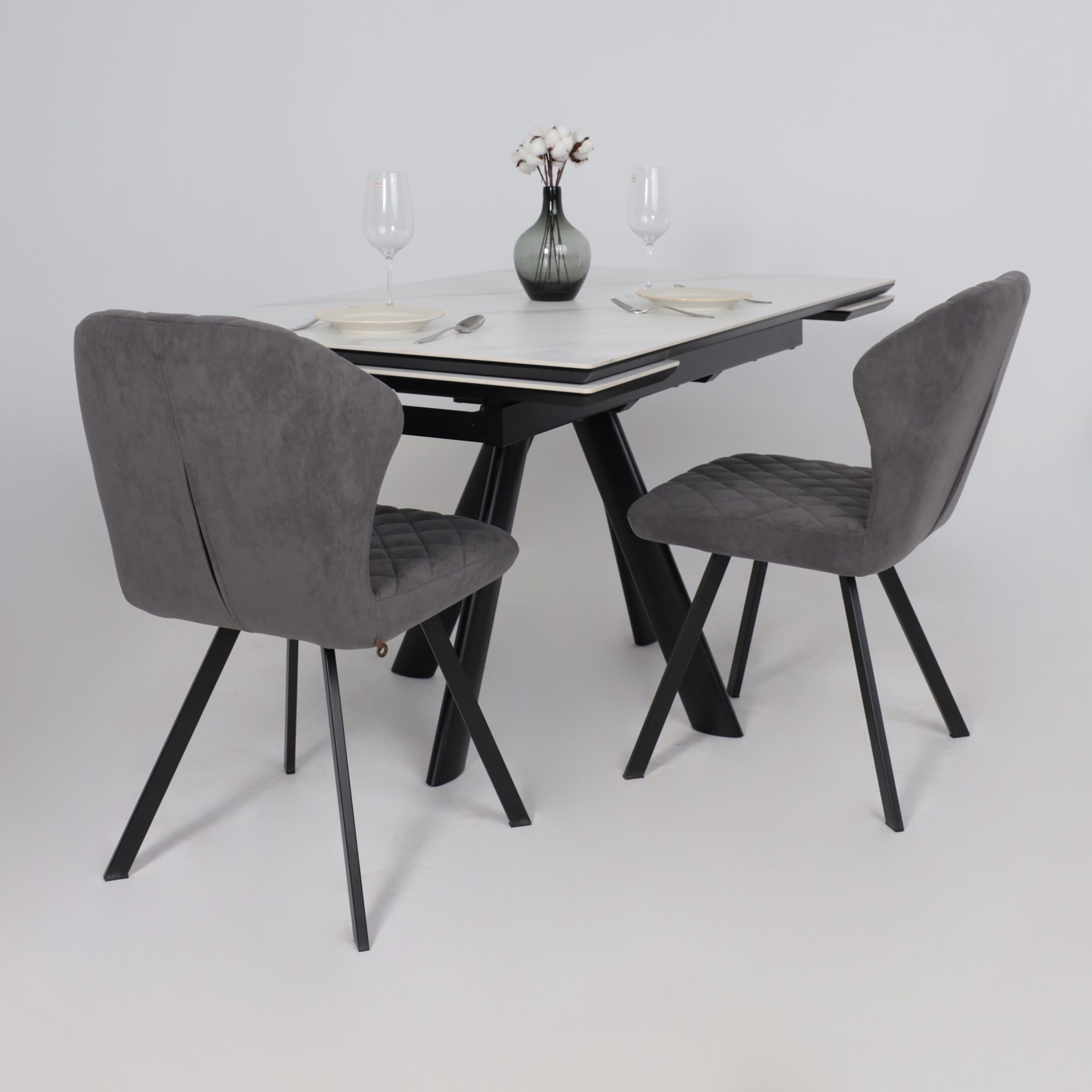 Стол JACK-140, раздвижной 140(30+30)х85, CALAKATTA ST CER/Черный