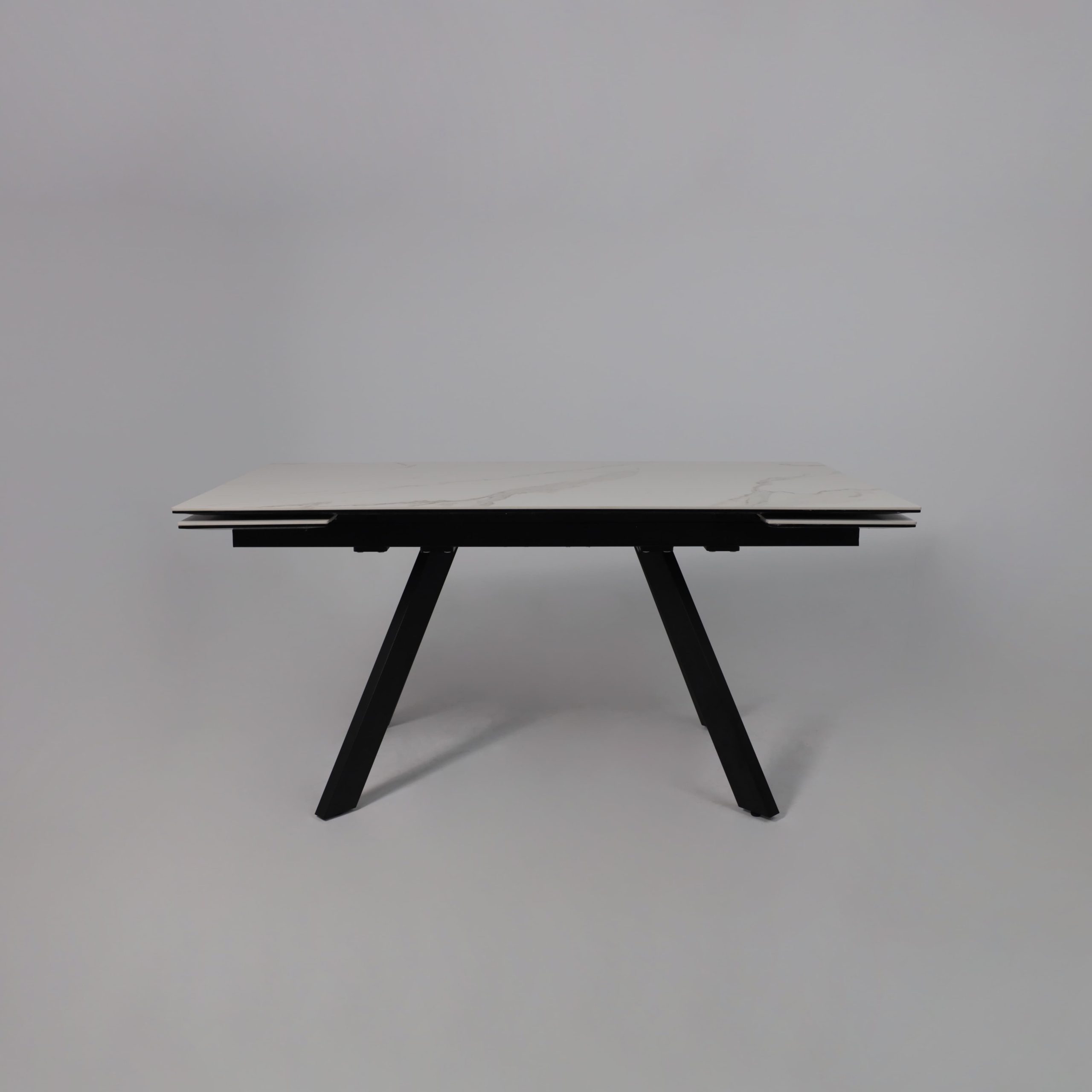 Стол МОНАКО NEW,керамика 0 кат. 1600(2240)*900, Камень белый Greys White/Черный матовый