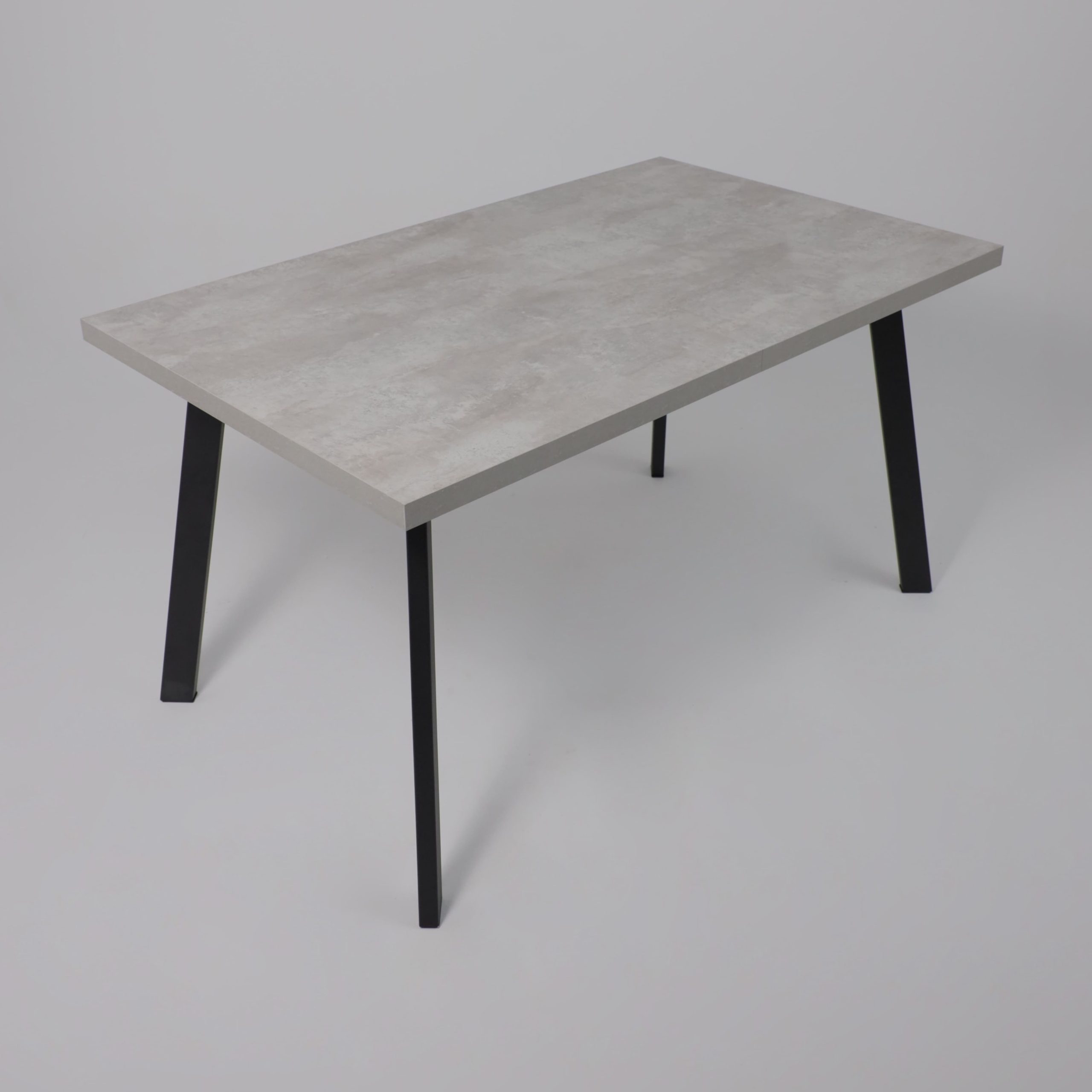 Стол Hagen 140 раздвижной, 140(180)*85, Цемент/Черный