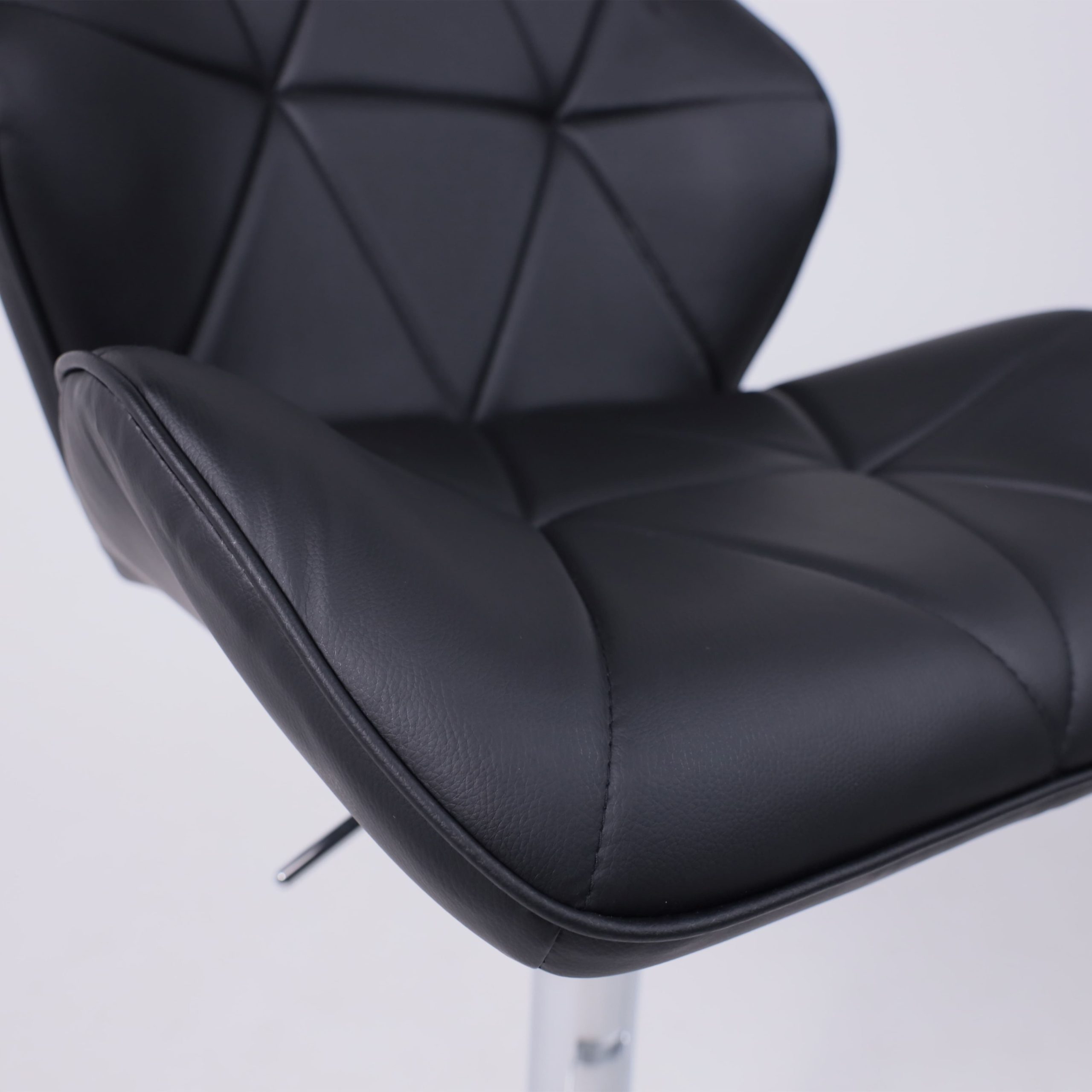 Кресло BERLIN, экокожа, черный/хром