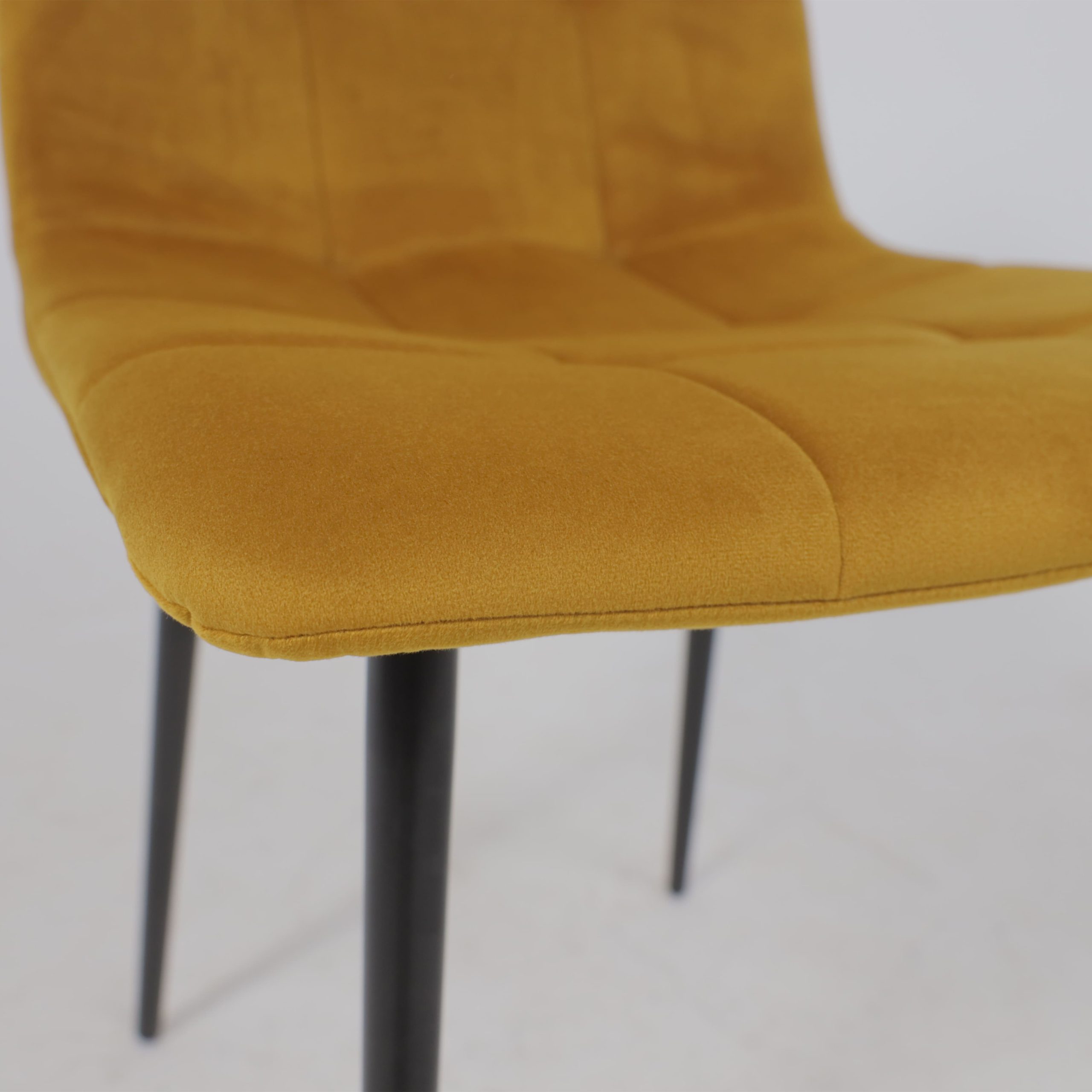 Стул AV 406-N, карри бархат Confetti chai tea/черный