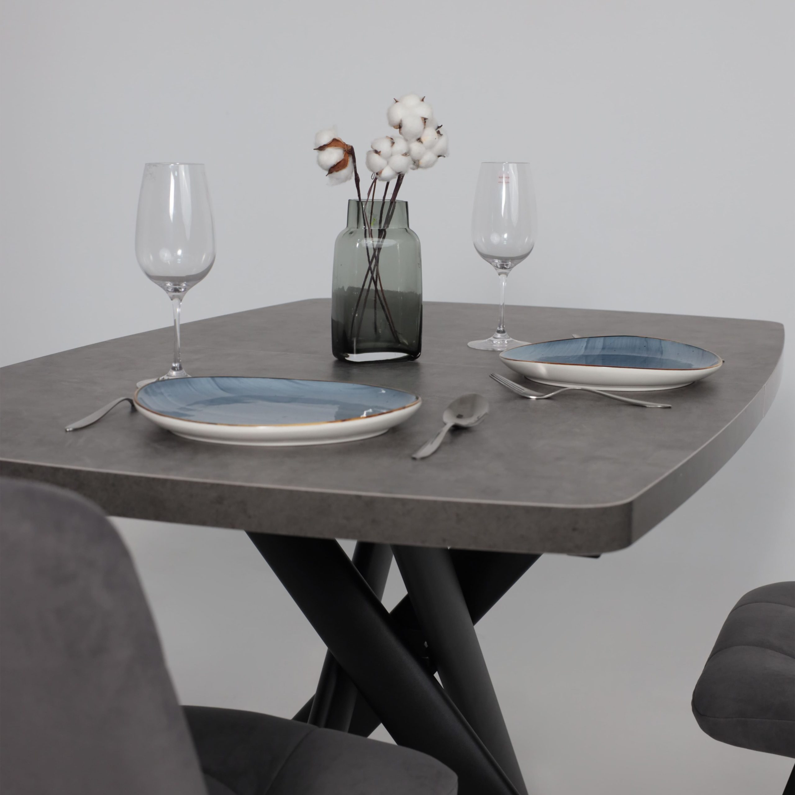 Стол LEONEL-130, раздвижной 130(165)х85, Дымчатая керамика/Черный