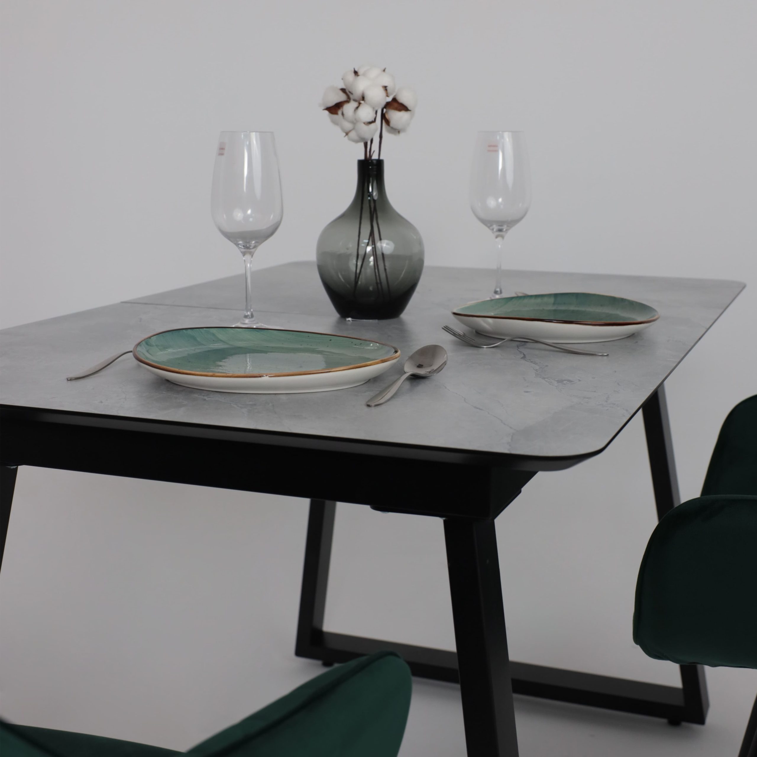 Стол AV 1208, HPL+МДФ,  раздвижной 1200 (1600)*800 Мрамор Марквина синий/черный