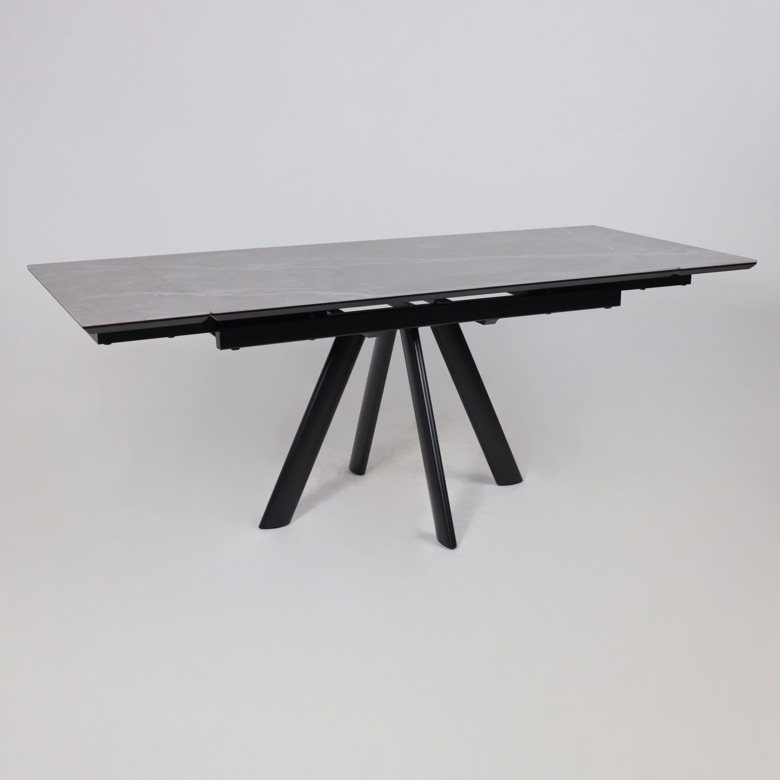 Стол JACK-140, раздвижной 140(30+30)х85, STONE GREY ST CER/Черный