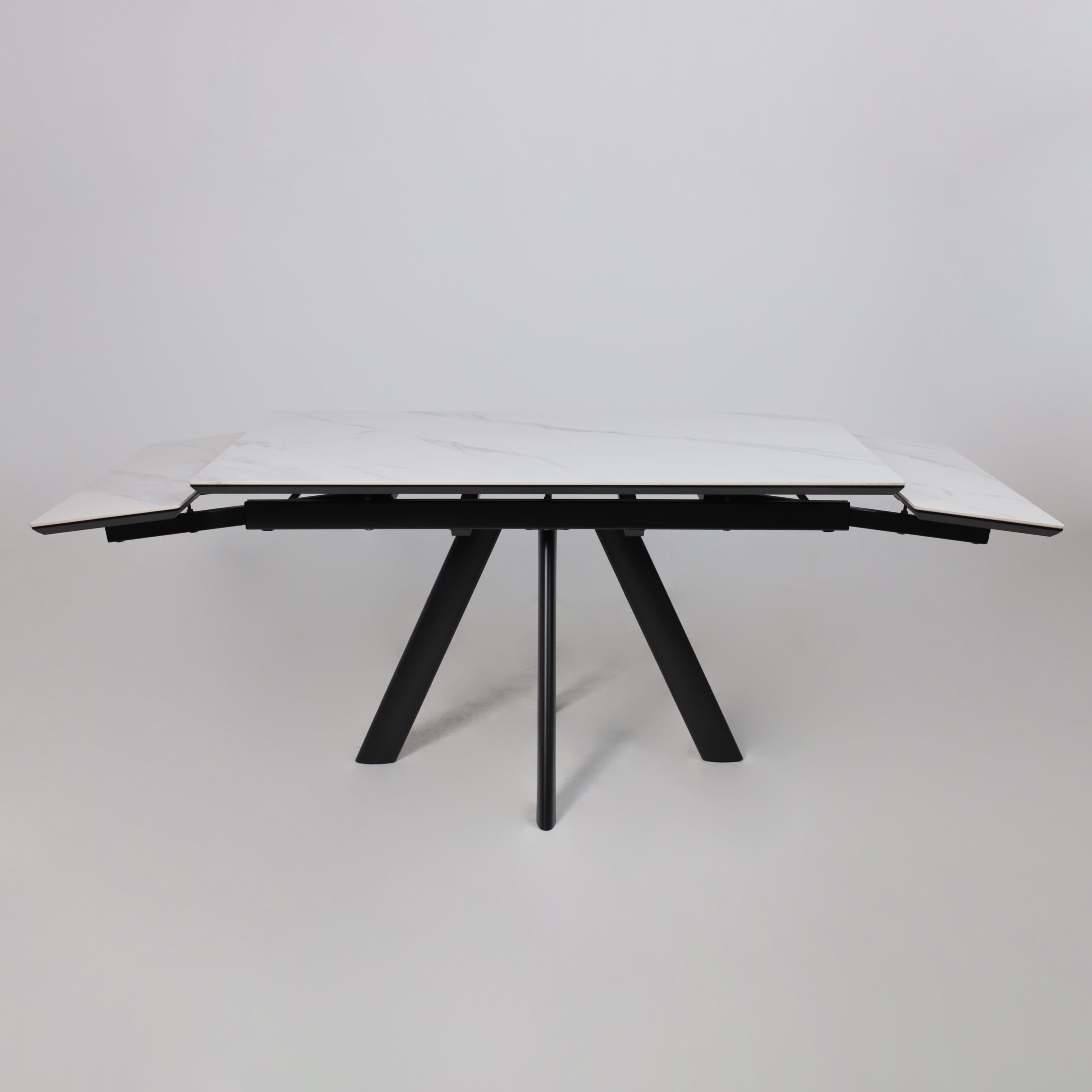 Стол JACK-140, раздвижной 140(30+30)х85, CALAKATTA ST CER/Черный