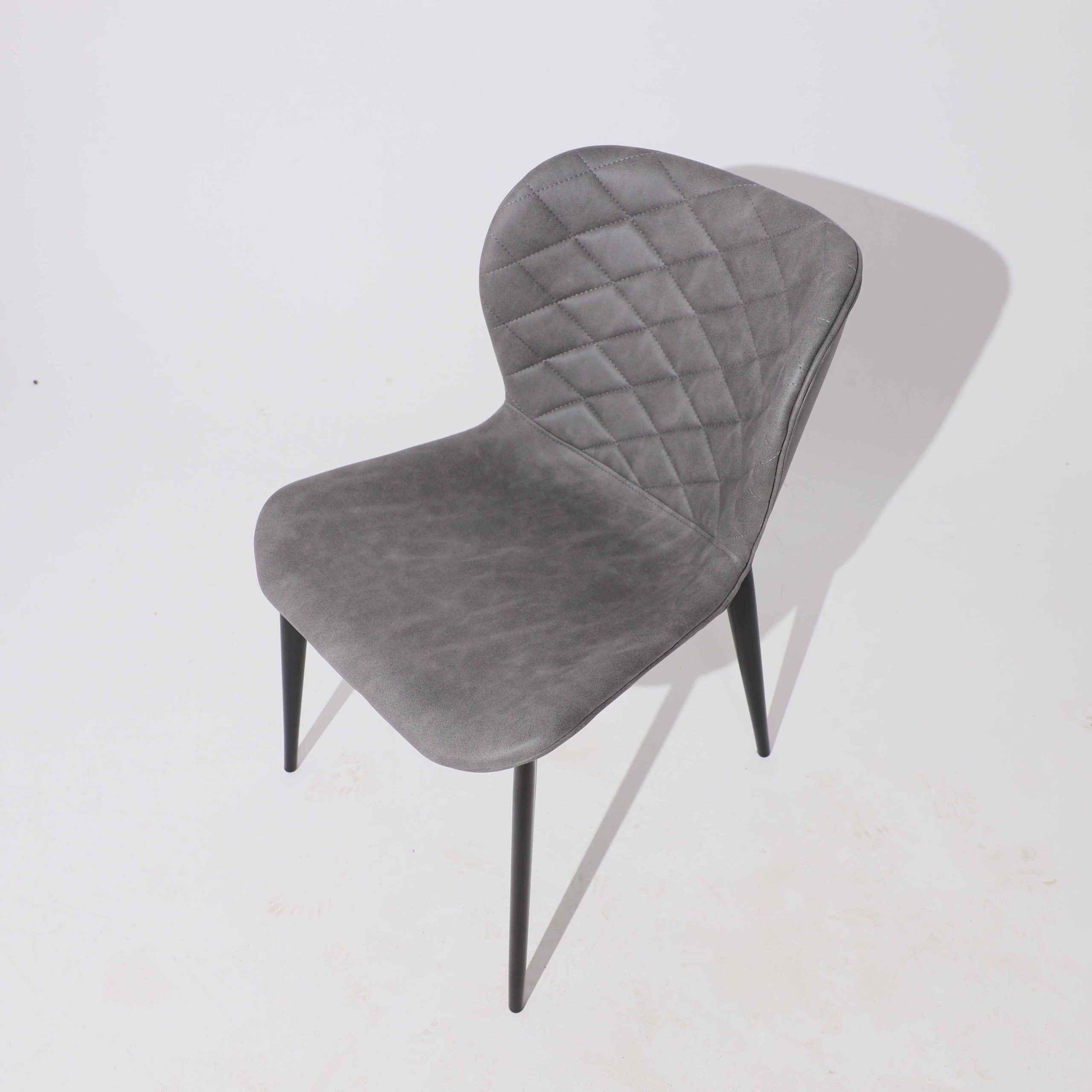 Стул AV 470, темно-серая замша Kiprus 10/черный