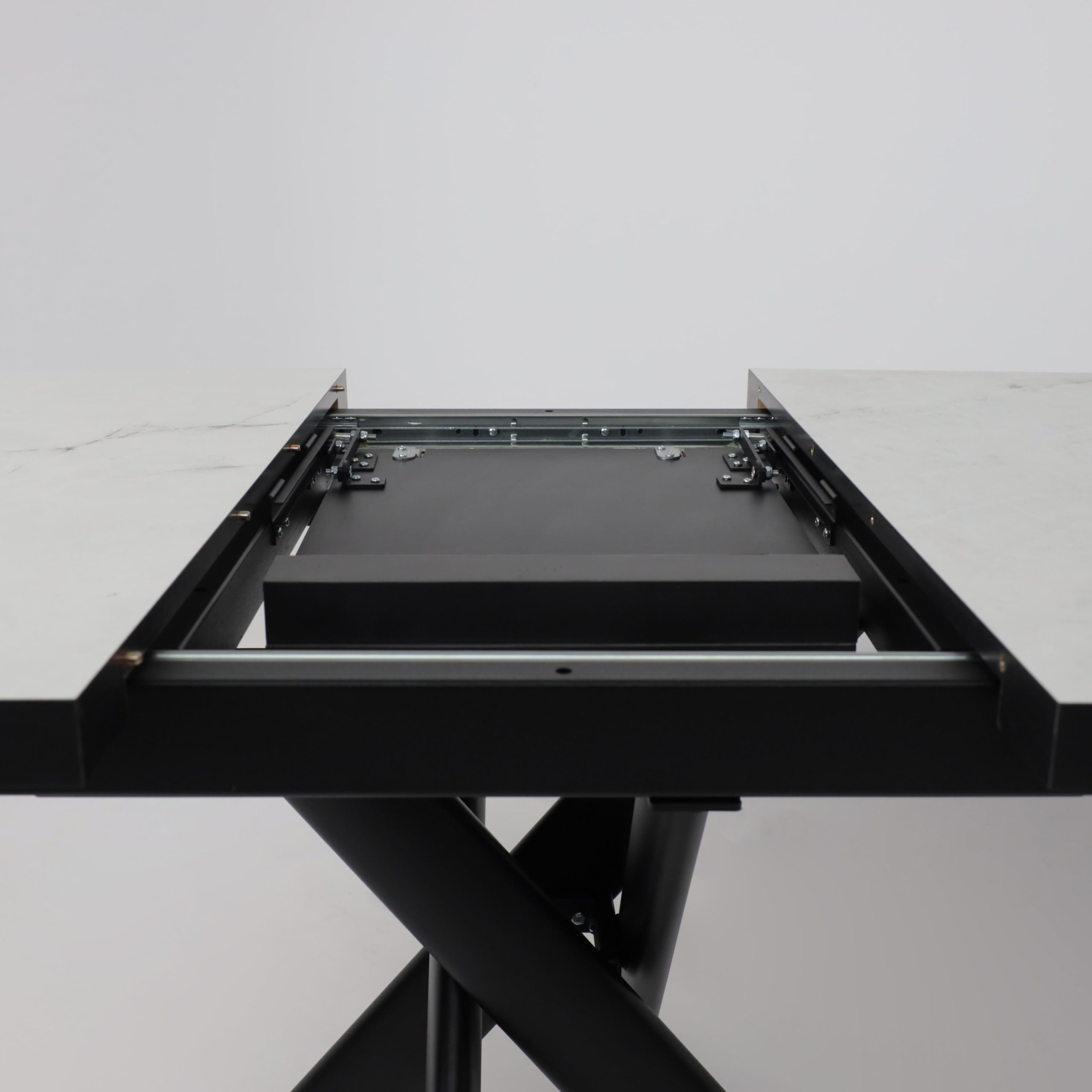 Стол LEONEL-130, раздвижной 130(165)х85, Кварцит-HPL/Черный