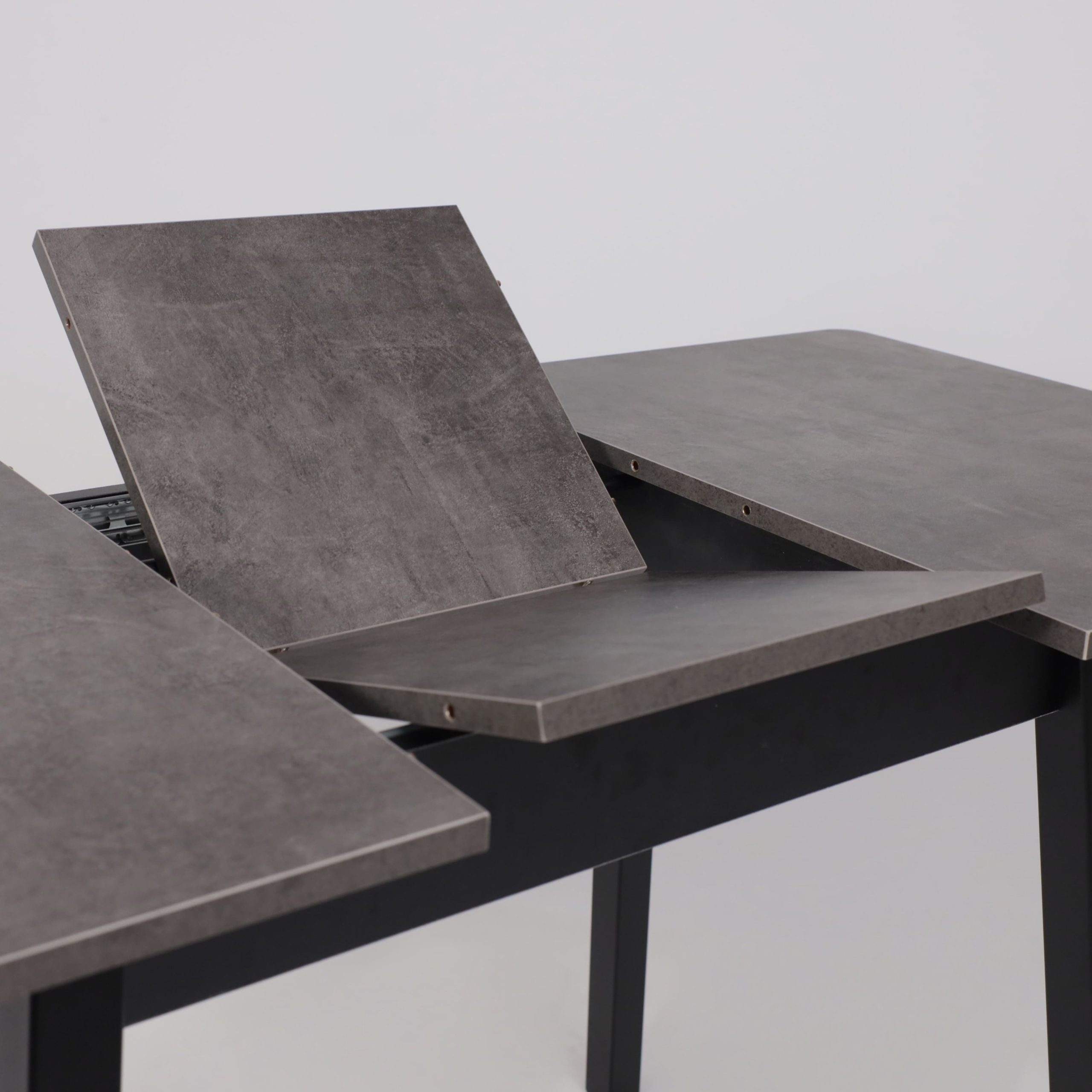 Стол TIRK RADIAL-94, раздвижной 94(126)х64, Дымчатая керамика/Чёрный