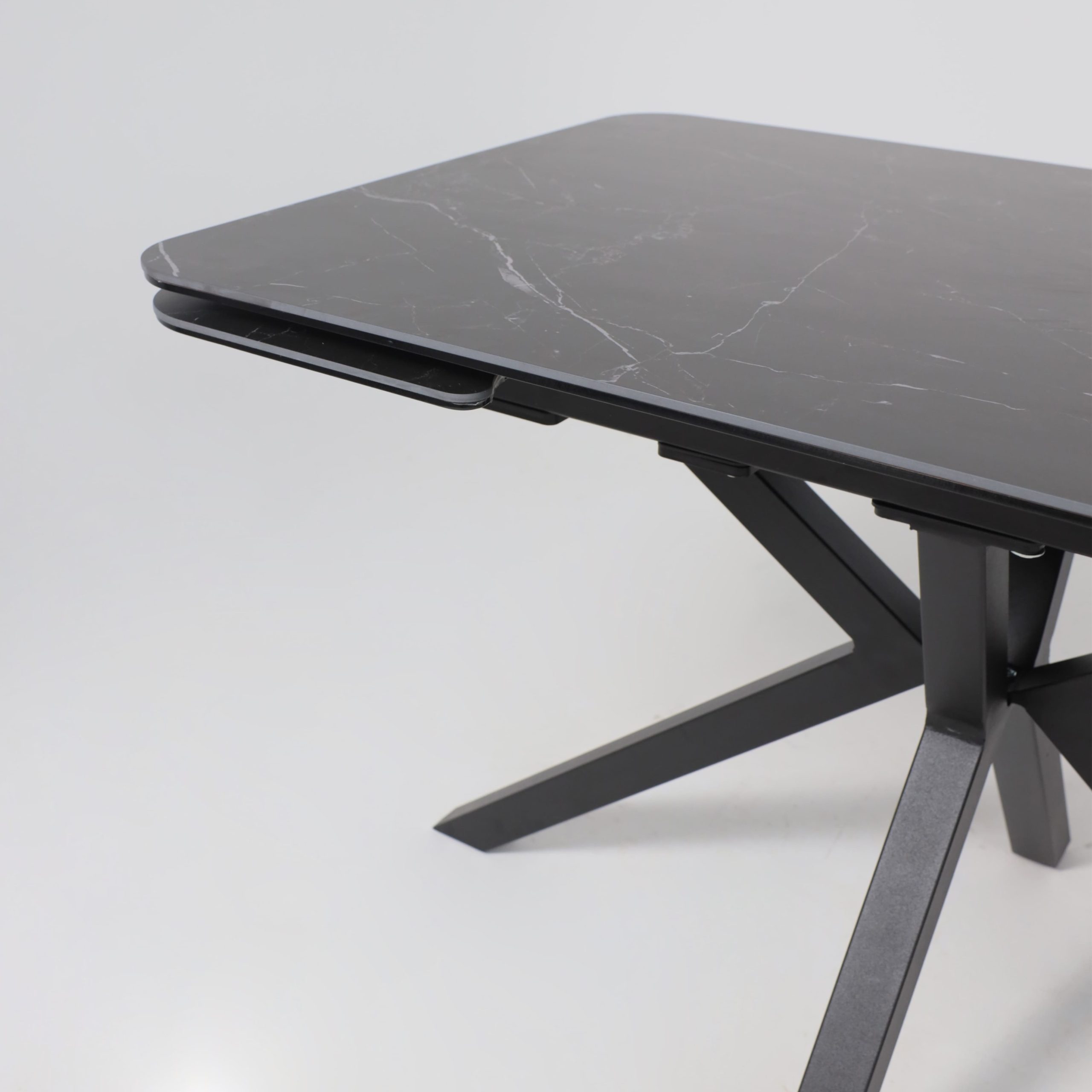 Стол РЕЙН NEW,керамика 0 кат. 1400(2040)*900, Камень черный Greys Black/Черный матовый