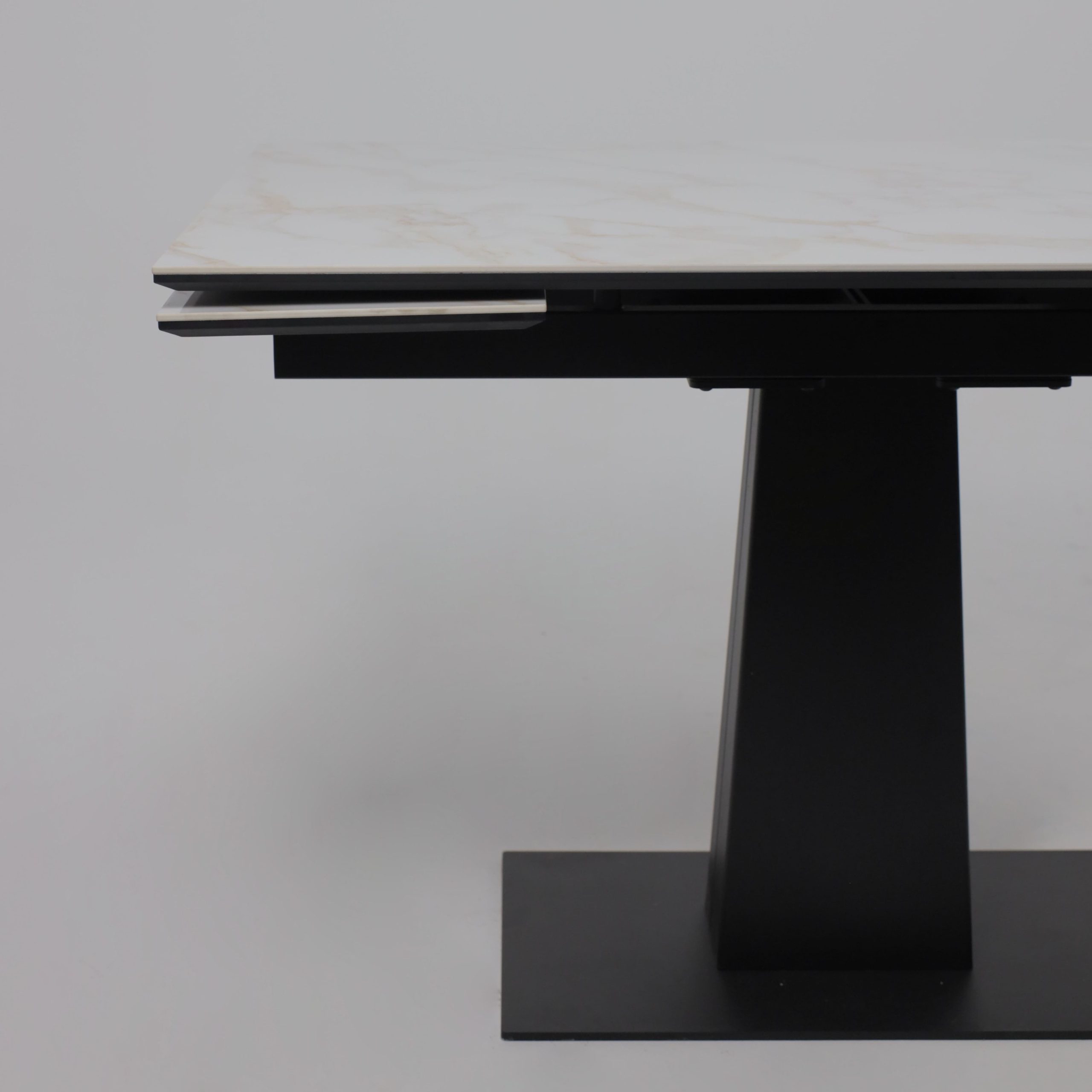 Стол AV 2119, МДФ+керамика, раздвижной 1200 (1800)*800 белый, глянцевый CARLA LARKIN /черный