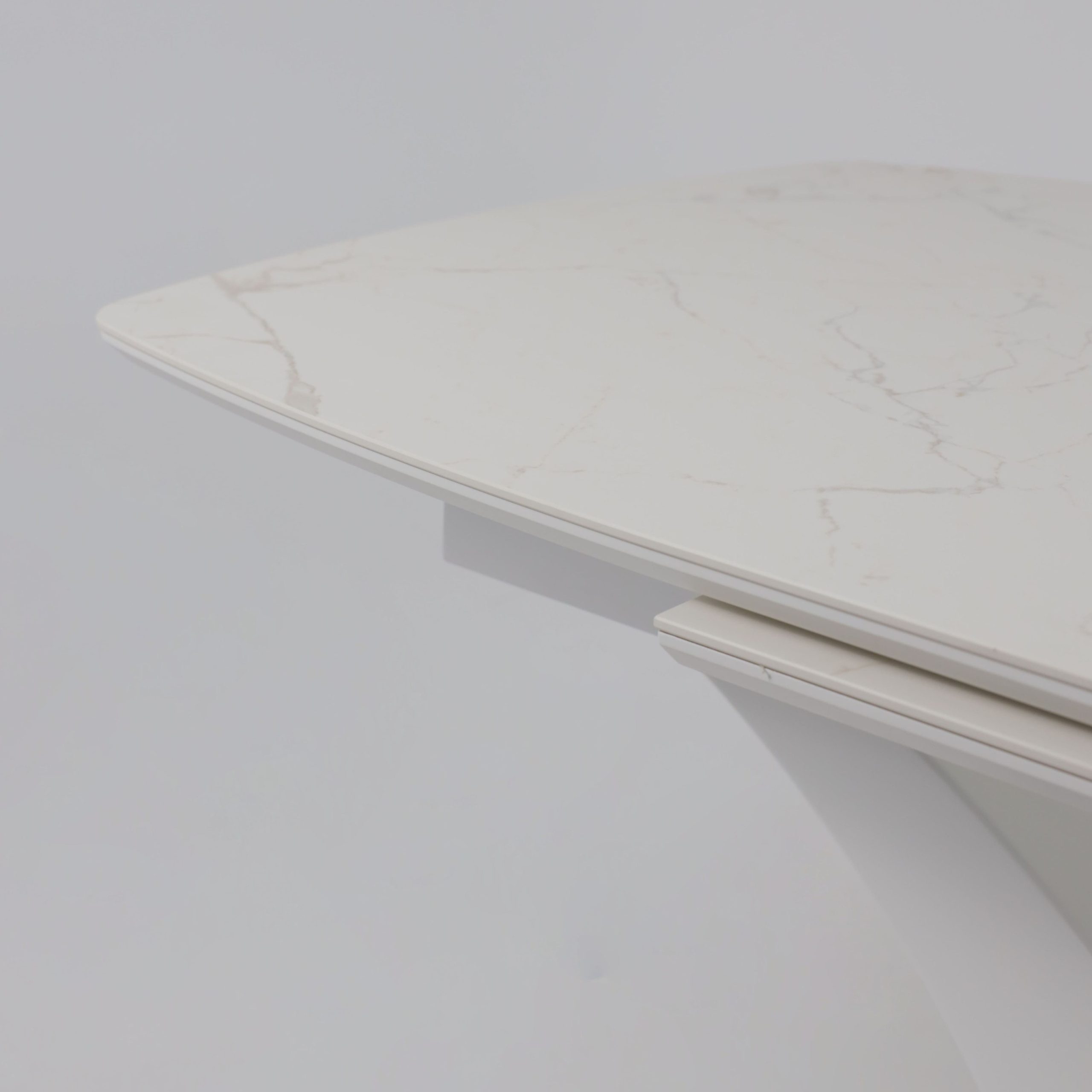 Стол НОТР ДАМ MODERNE, керамика 2 кат. 1400(1800)*850, Камень белый Calacata vagli/Белый Муар