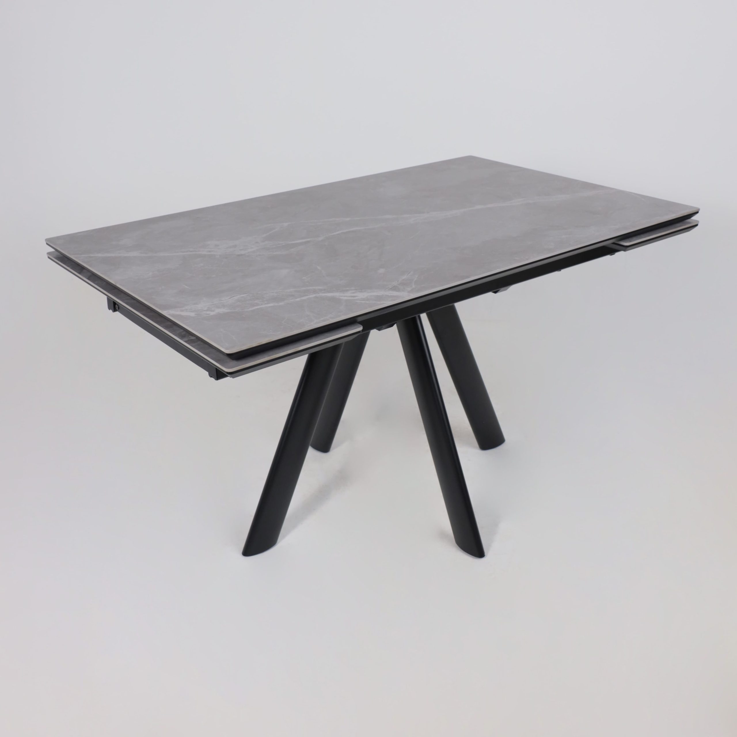 Стол JACK-140, раздвижной 140(30+30)х85, STONE GREY ST CER/Черный