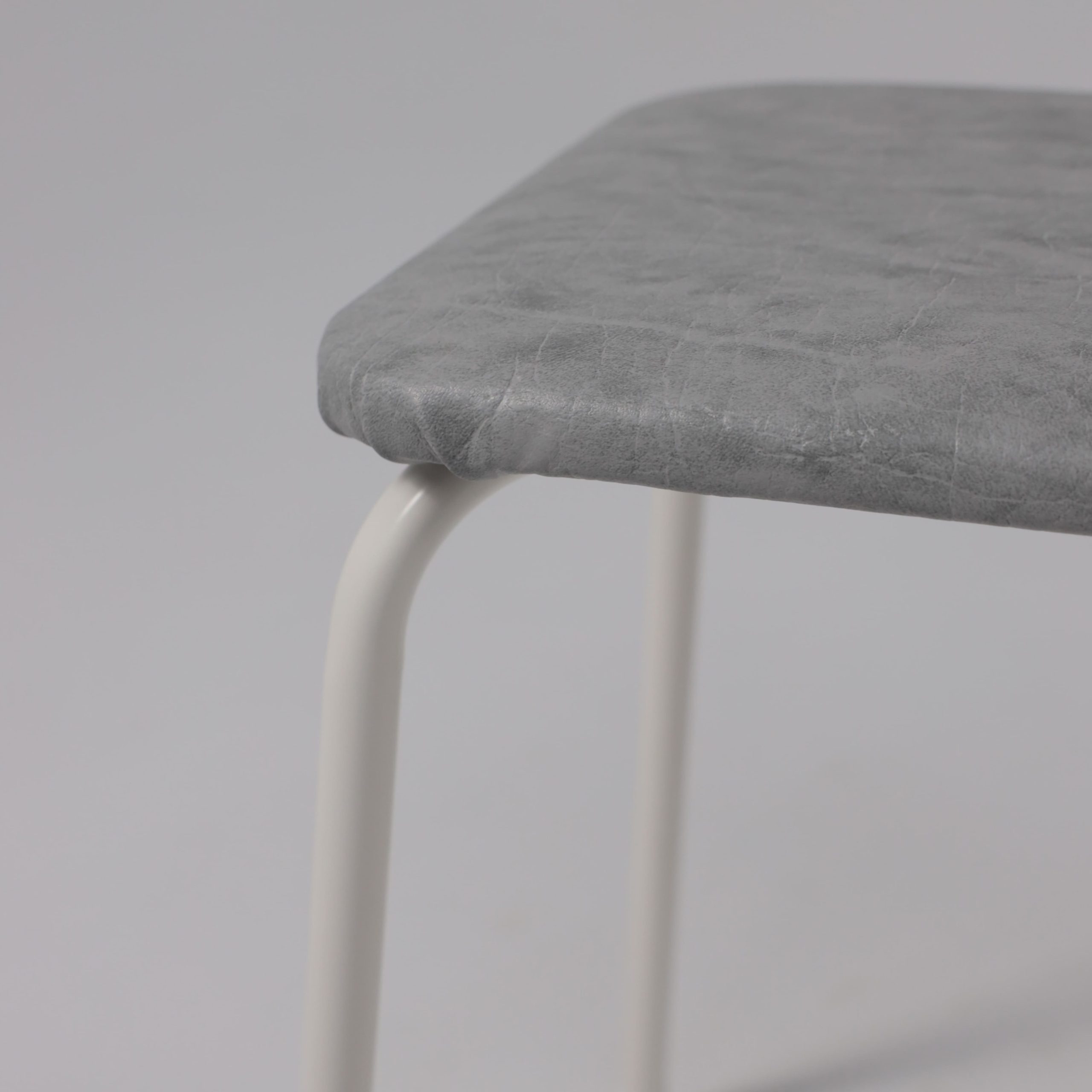 Табурет квадратный 