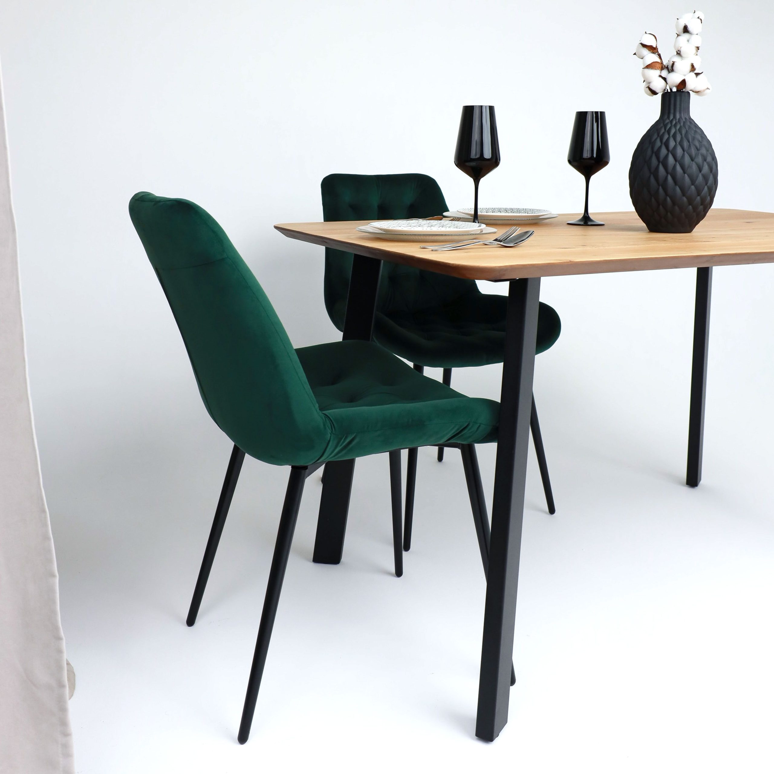 Стул AV 435, зеленый бархат Confetti deep forest/черный