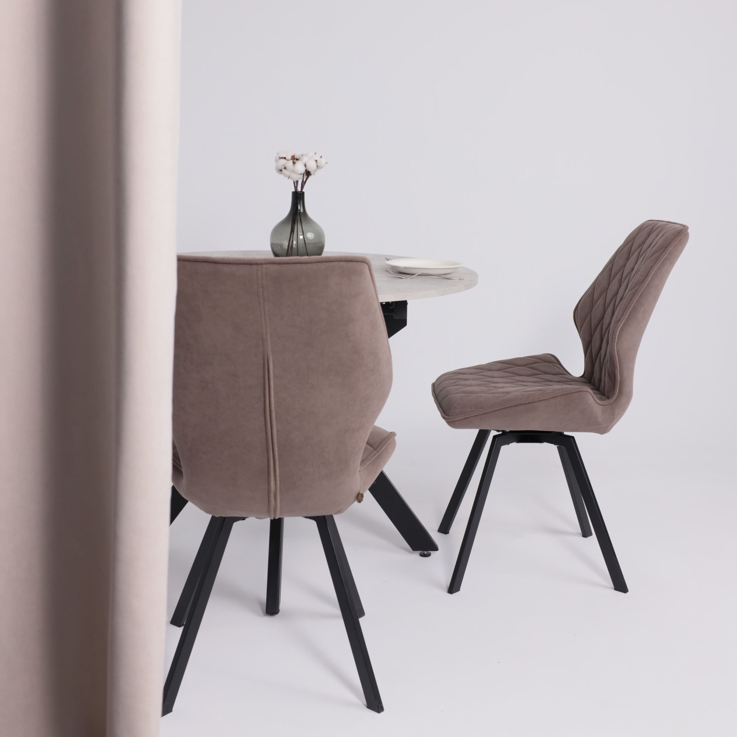 Стул Rafael M-R 360, b05 LATTE LUXчерный