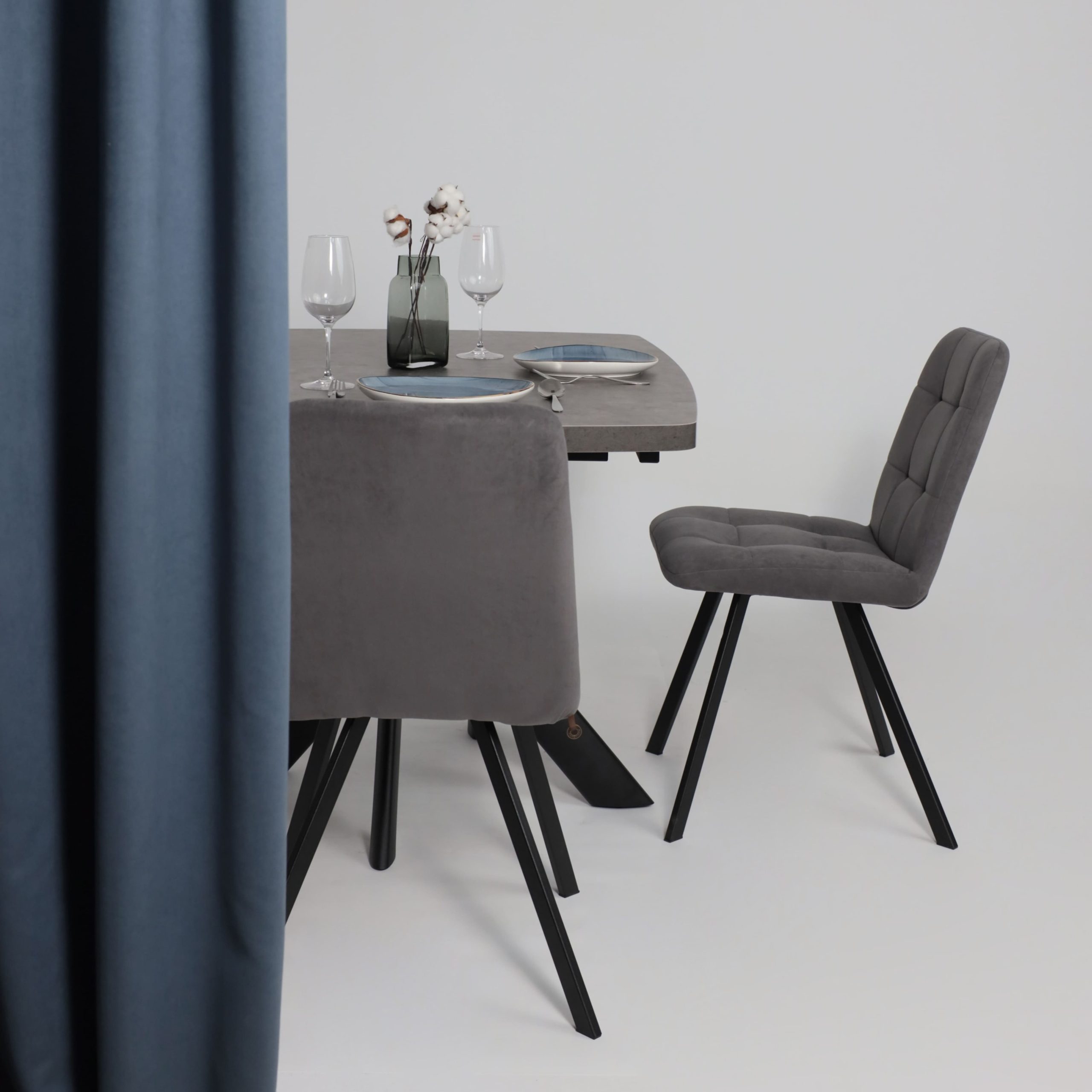 Стол LEONEL-130, раздвижной 130(165)х85, Дымчатая керамика/Черный