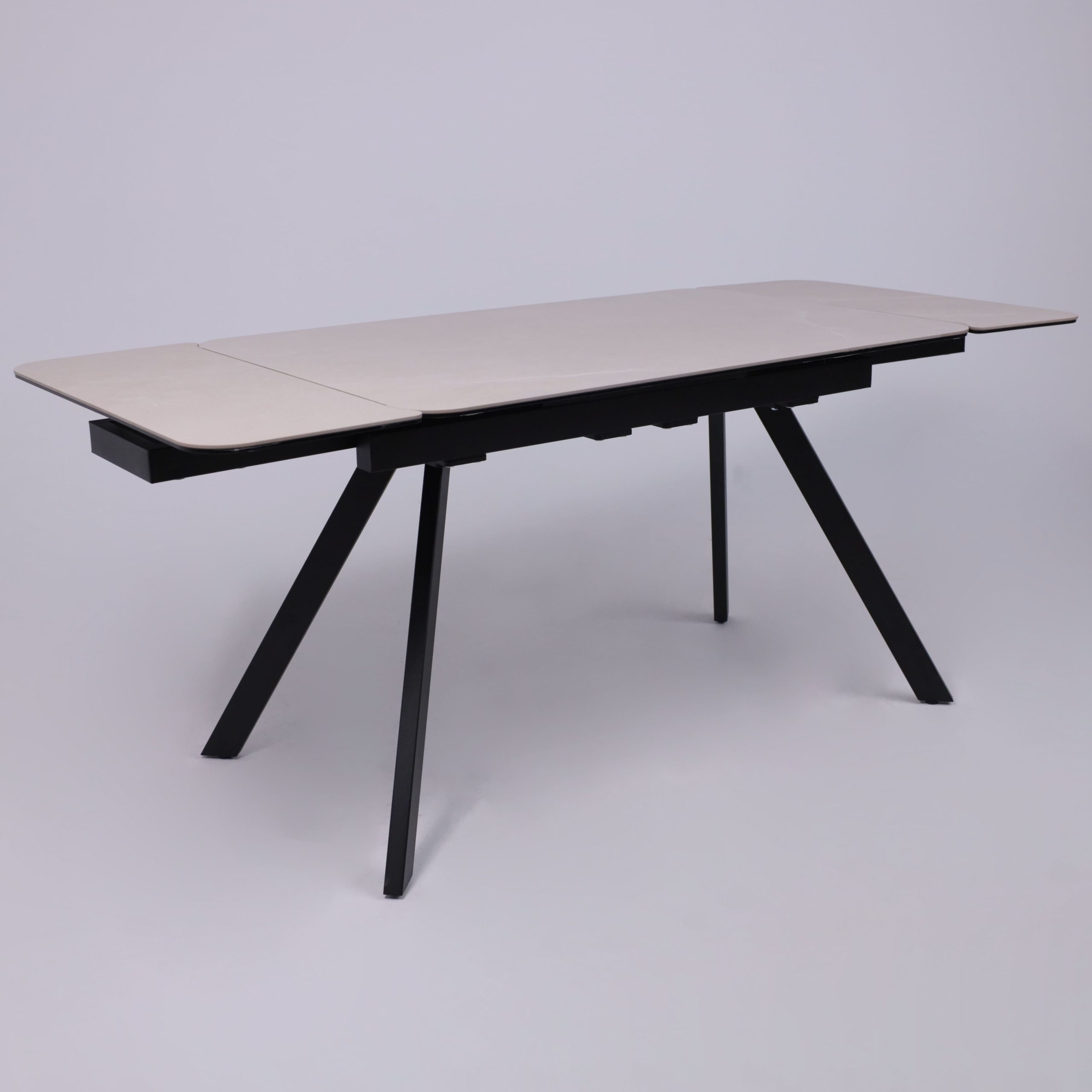 Стол ЛЕОН NEW , керамика 1 кат. 1200(1840)*800, Камень слоновая кость Bayona Ivory/Черный матовый