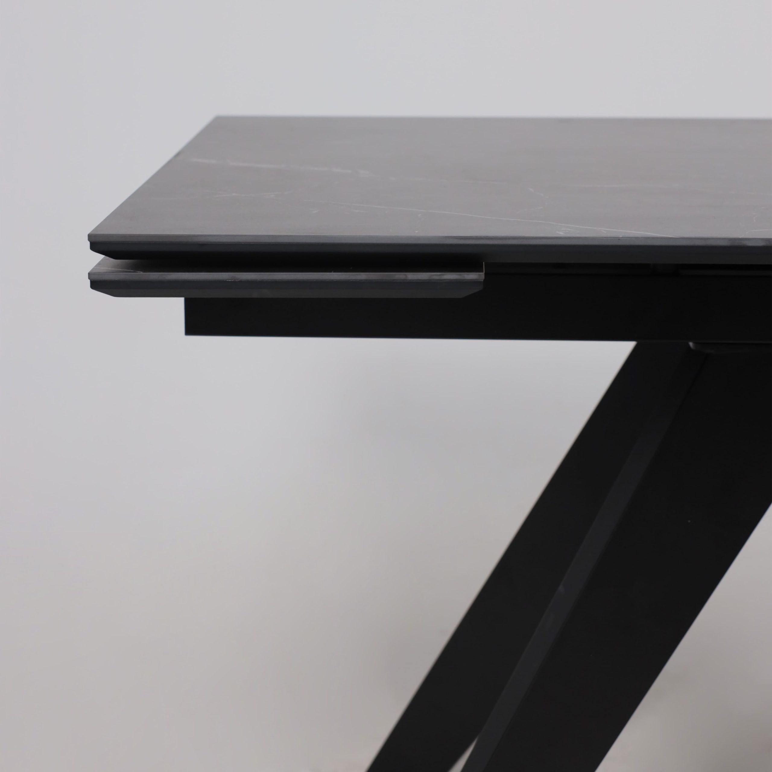 Стол AV 2122, МДФ+керамика, раздвижной 1400 (2000)*850 черный, матовый SHAKESPEARE/черный