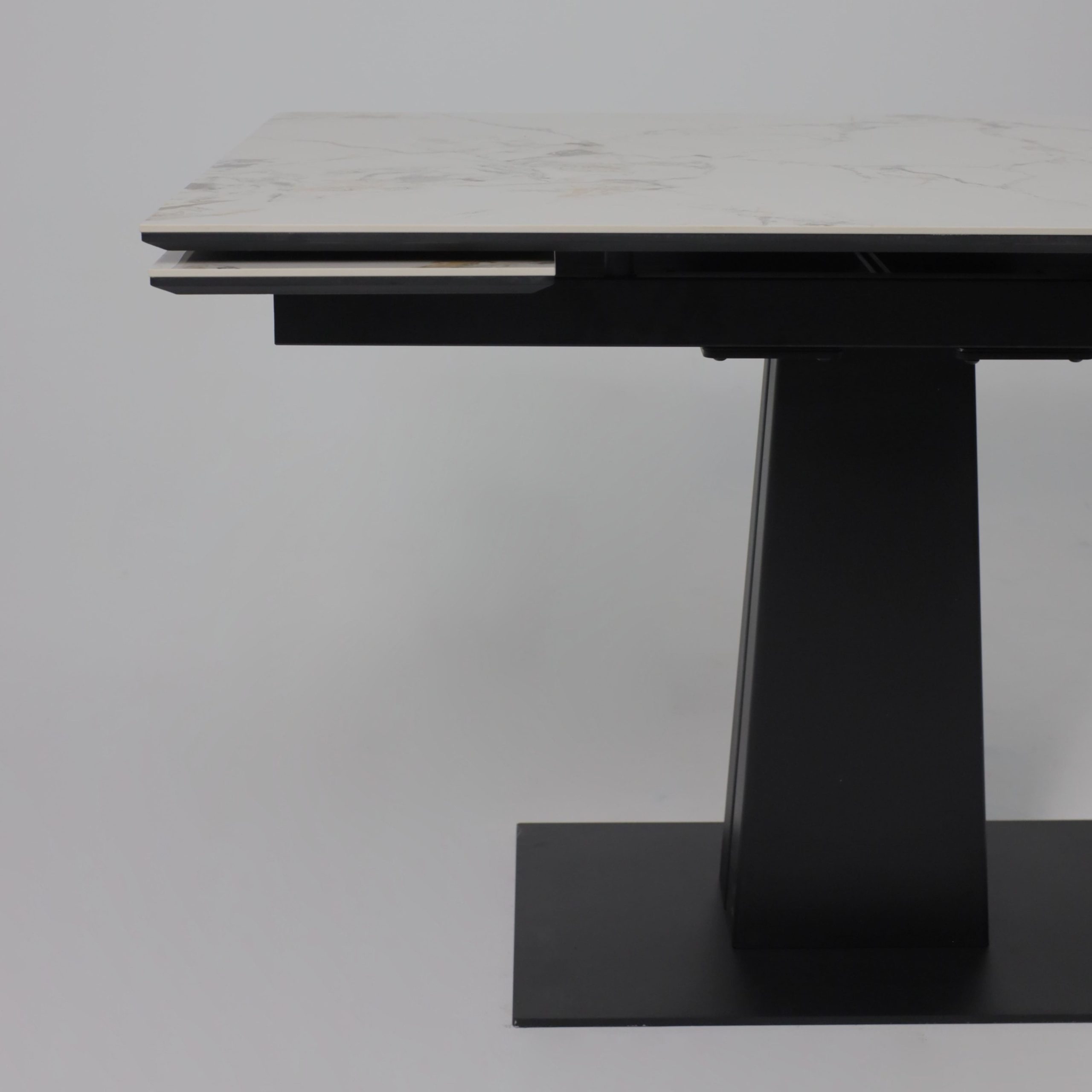 Стол AV 2119, МДФ+керамика, раздвижной 1200 (1800)*800 натуральный, глянцевый GOLD JADE/черный