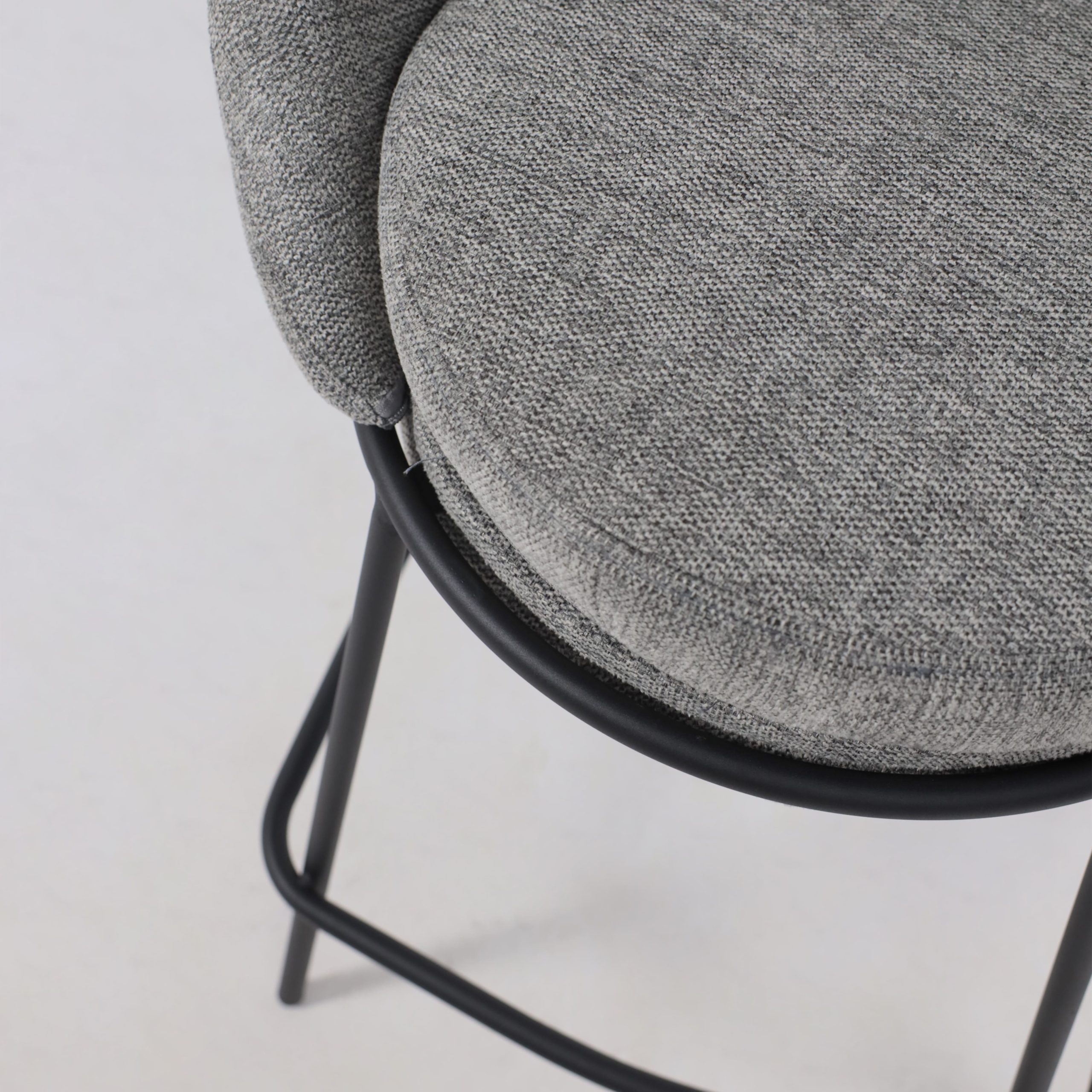 Стул BRAUN, полубарный, серая рогожка BREGO-15/черный