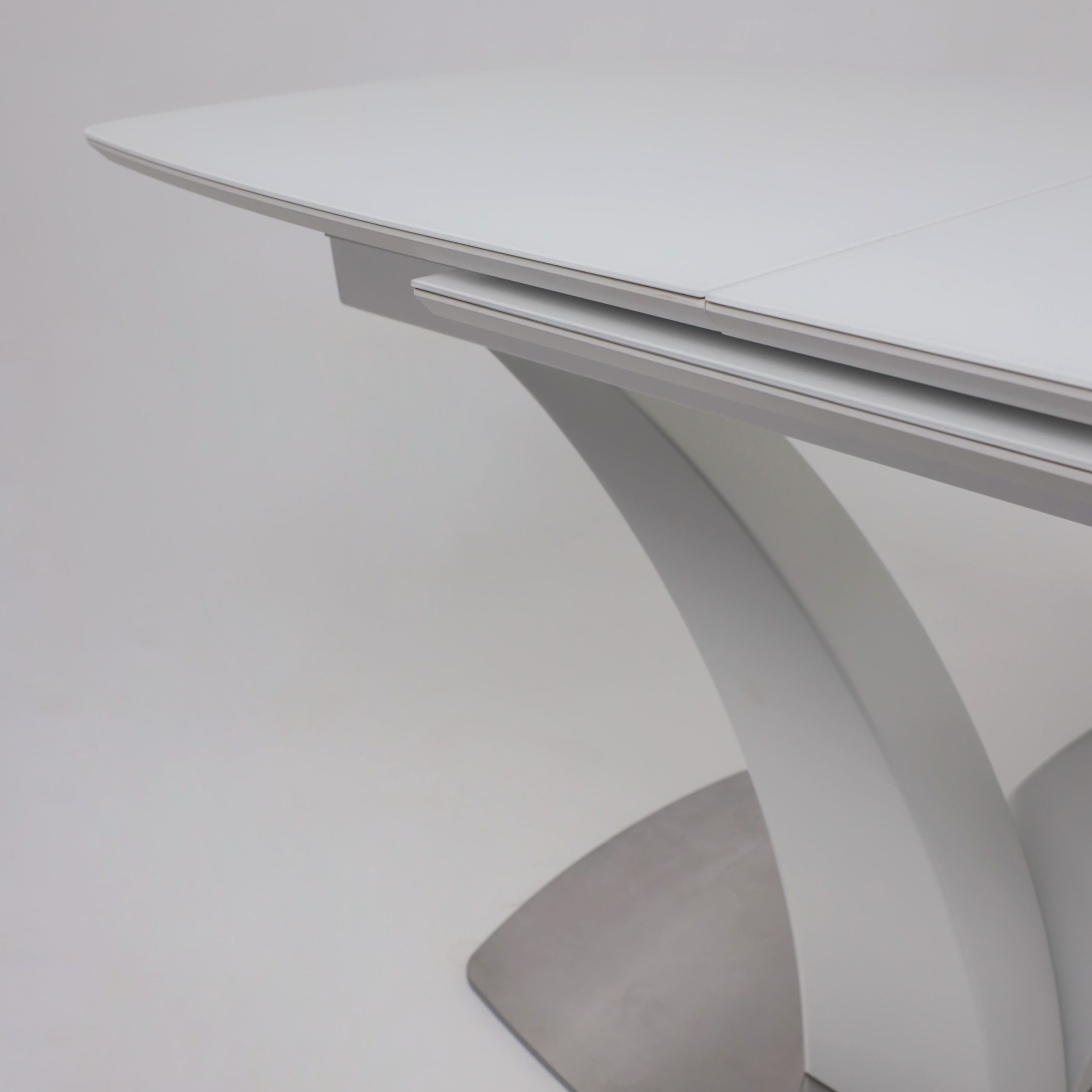 Стол НОТР ДАМ MODERNE, стекло Optiwhite 1400(1800)*850, Белый/Белый Муар