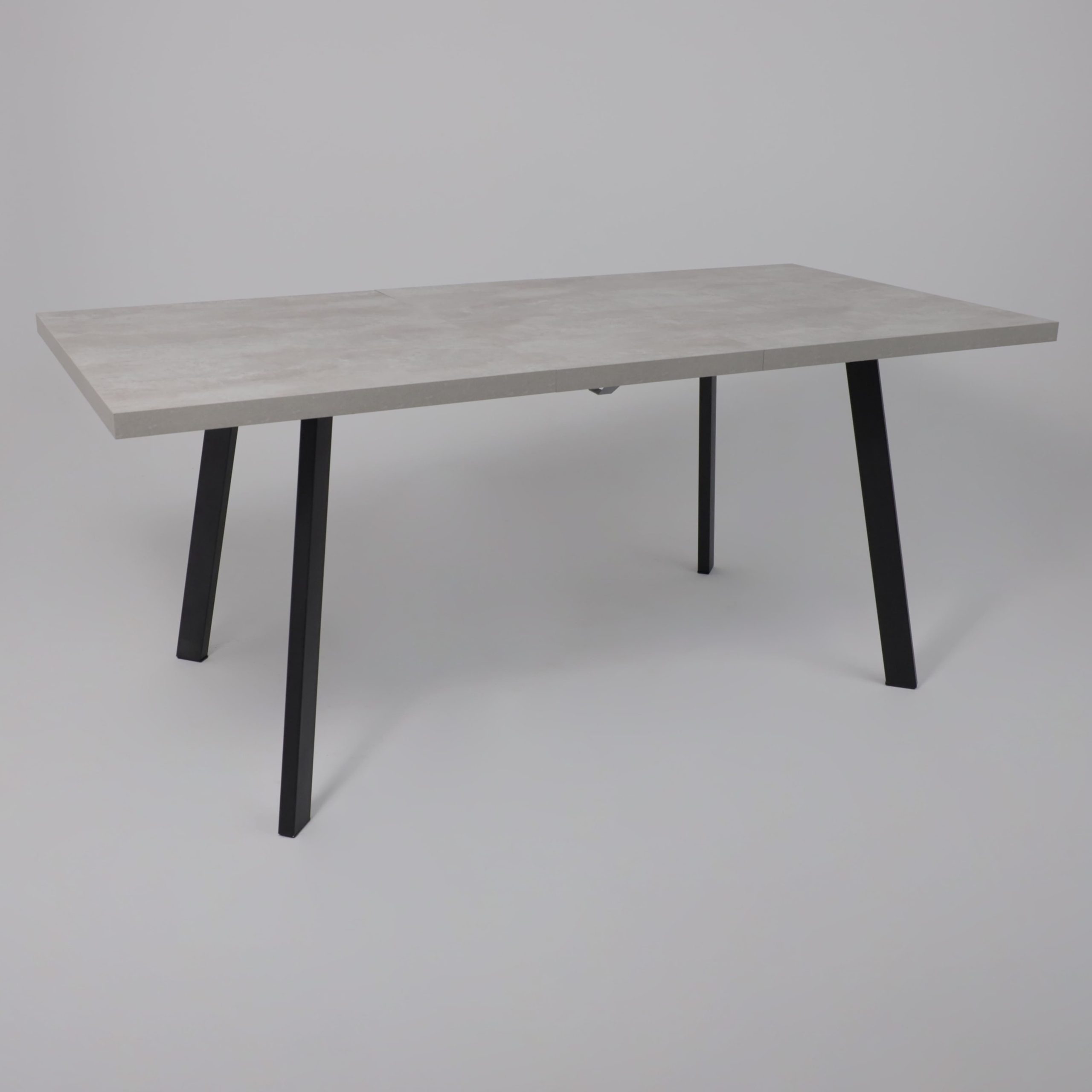 Стол Hagen 140 раздвижной, 140(180)*85, Цемент/Черный