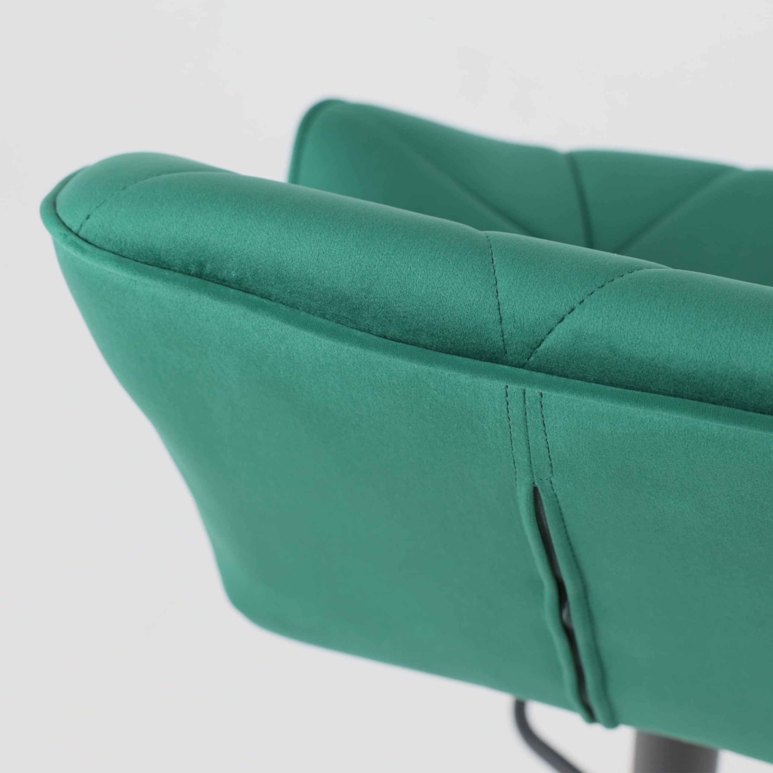 Кресло BERLIN, зеленый велюр HCJ-18/черный