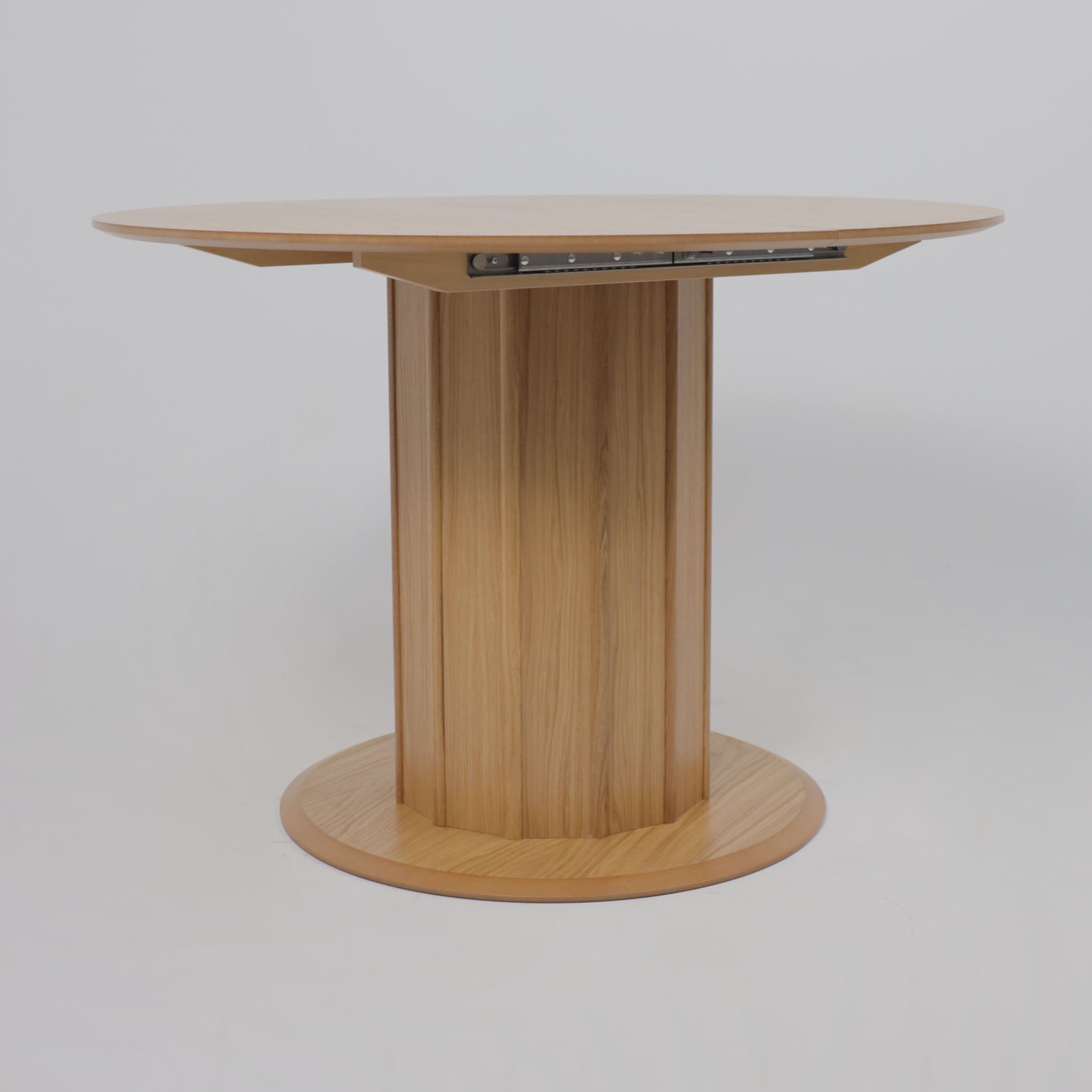 Стол ОЛАФ1100(1400)*1100, Светлый дуб без тонировки/Светлый дуб