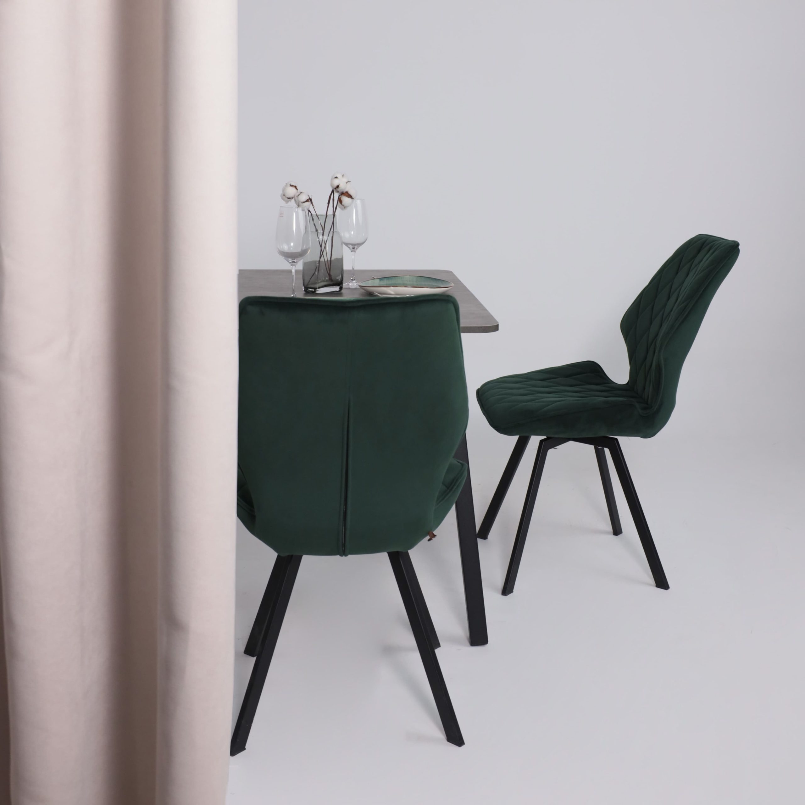 Стол TIRK RADIAL-110, раздвижной 110(142)х70, Дымчатая керамика/Чёрный