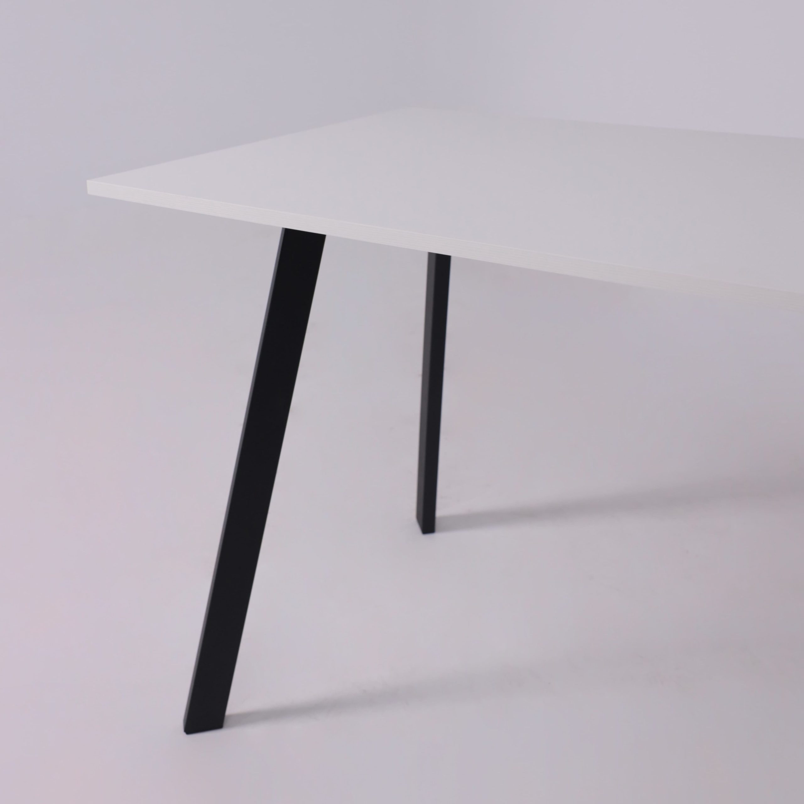 Стол SOLO 102*67, Белый структурный/черный