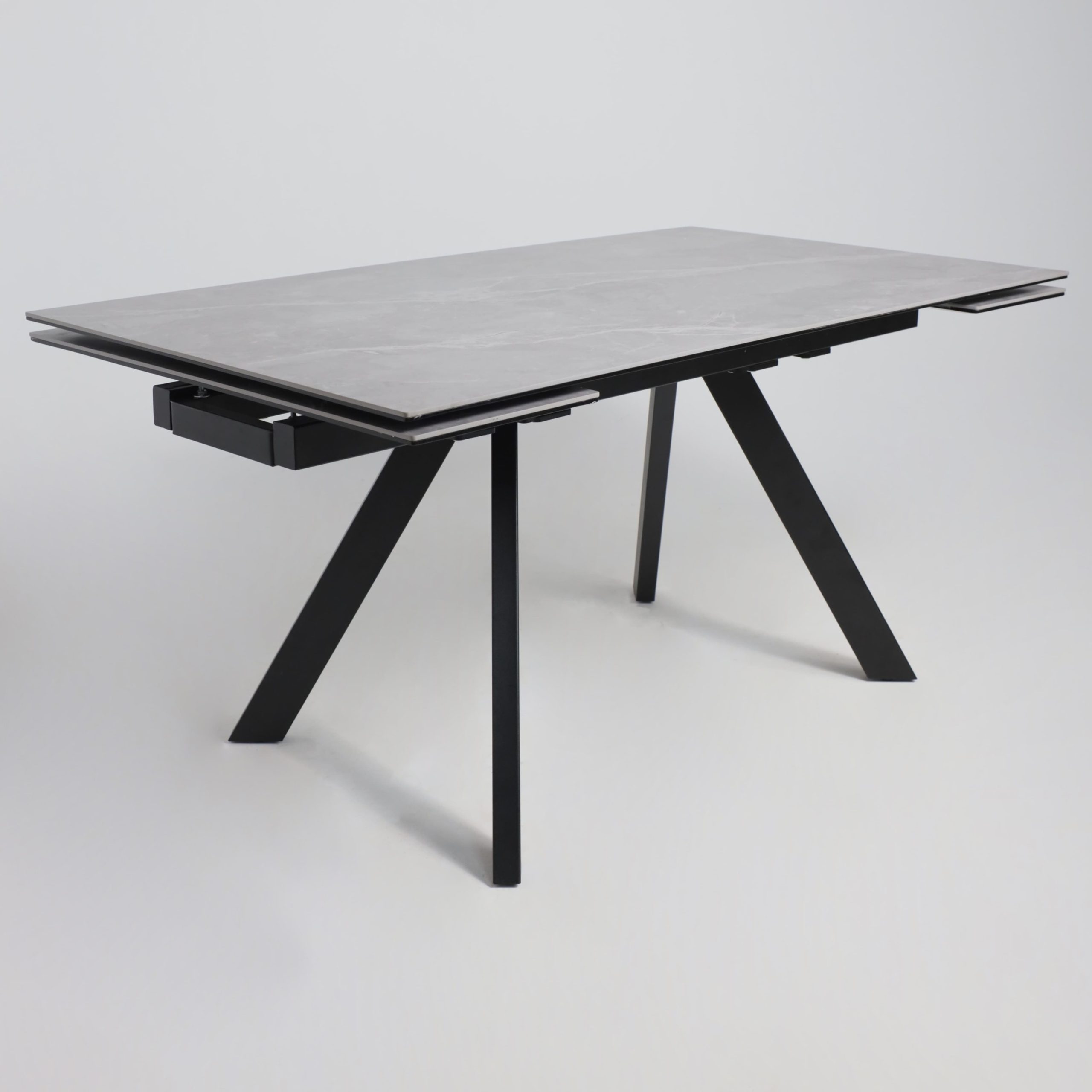 Стол МОНАКО NEW,керамика 0 кат. 1600(2240)*900, Камень серый Greys Grey/Черный матовый