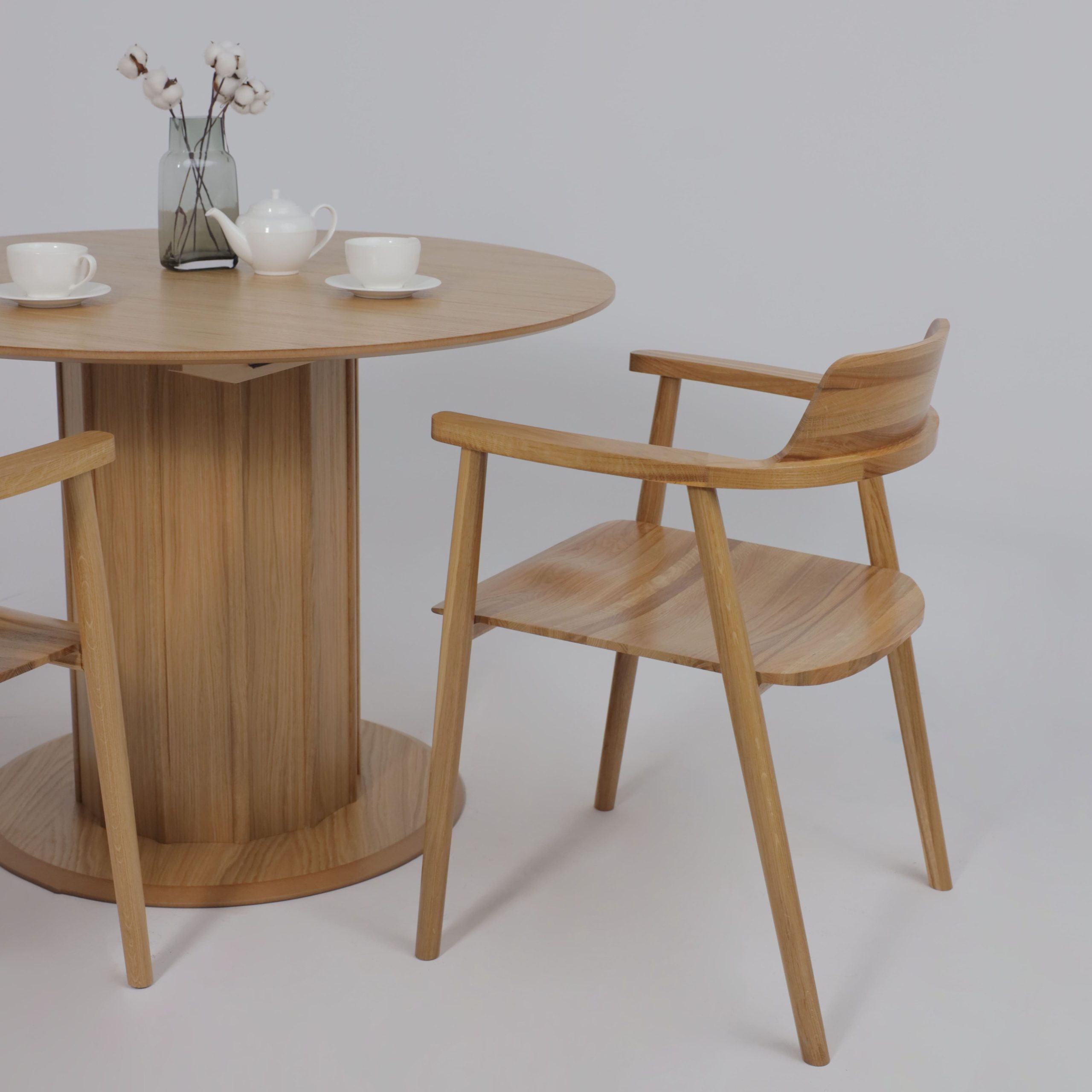 Стол ОЛАФ1100(1400)*1100, Светлый дуб без тонировки/Светлый дуб