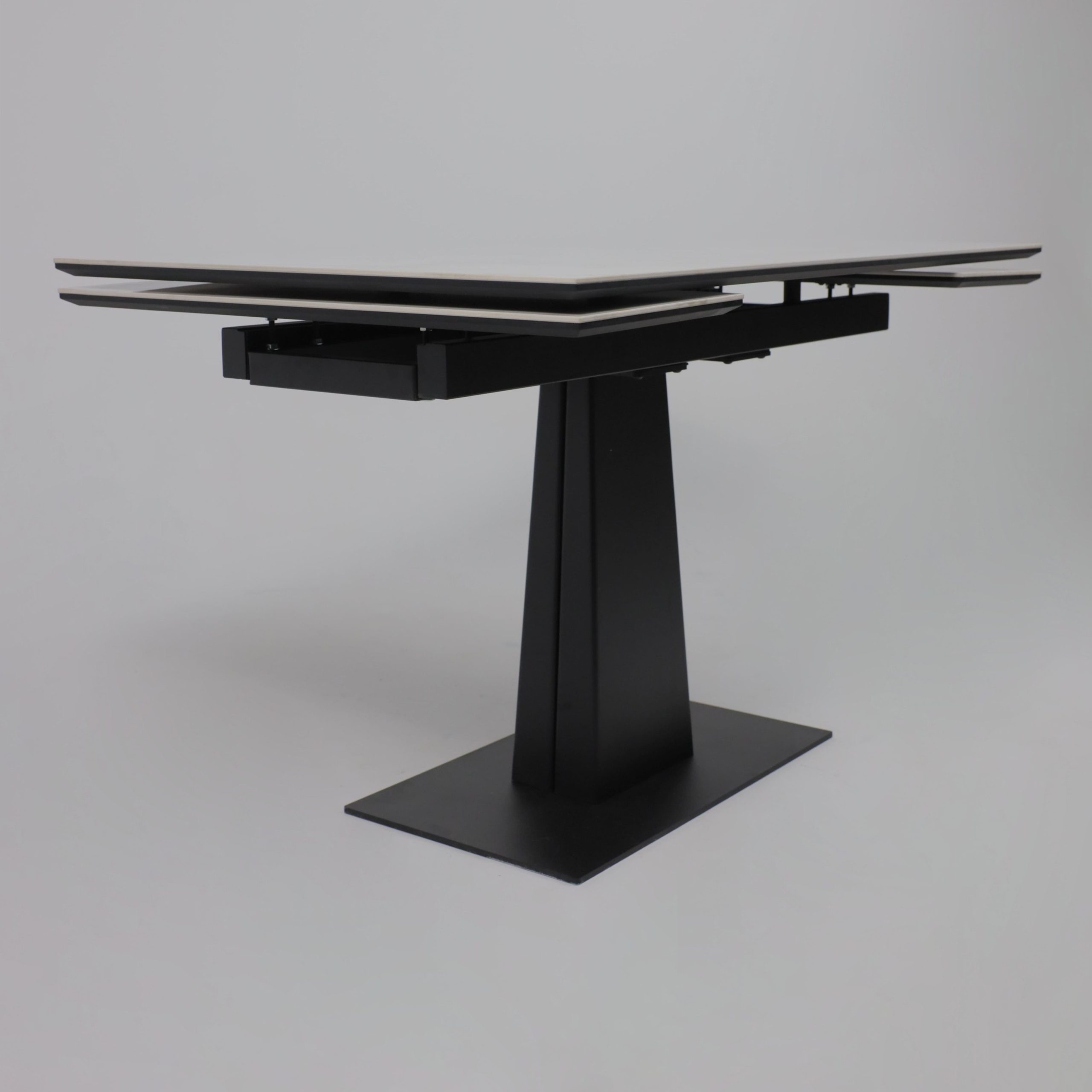 Стол AV 2119, МДФ+керамика, раздвижной 1200 (1800)*800 белый, глянцевый CARLA LARKIN /черный