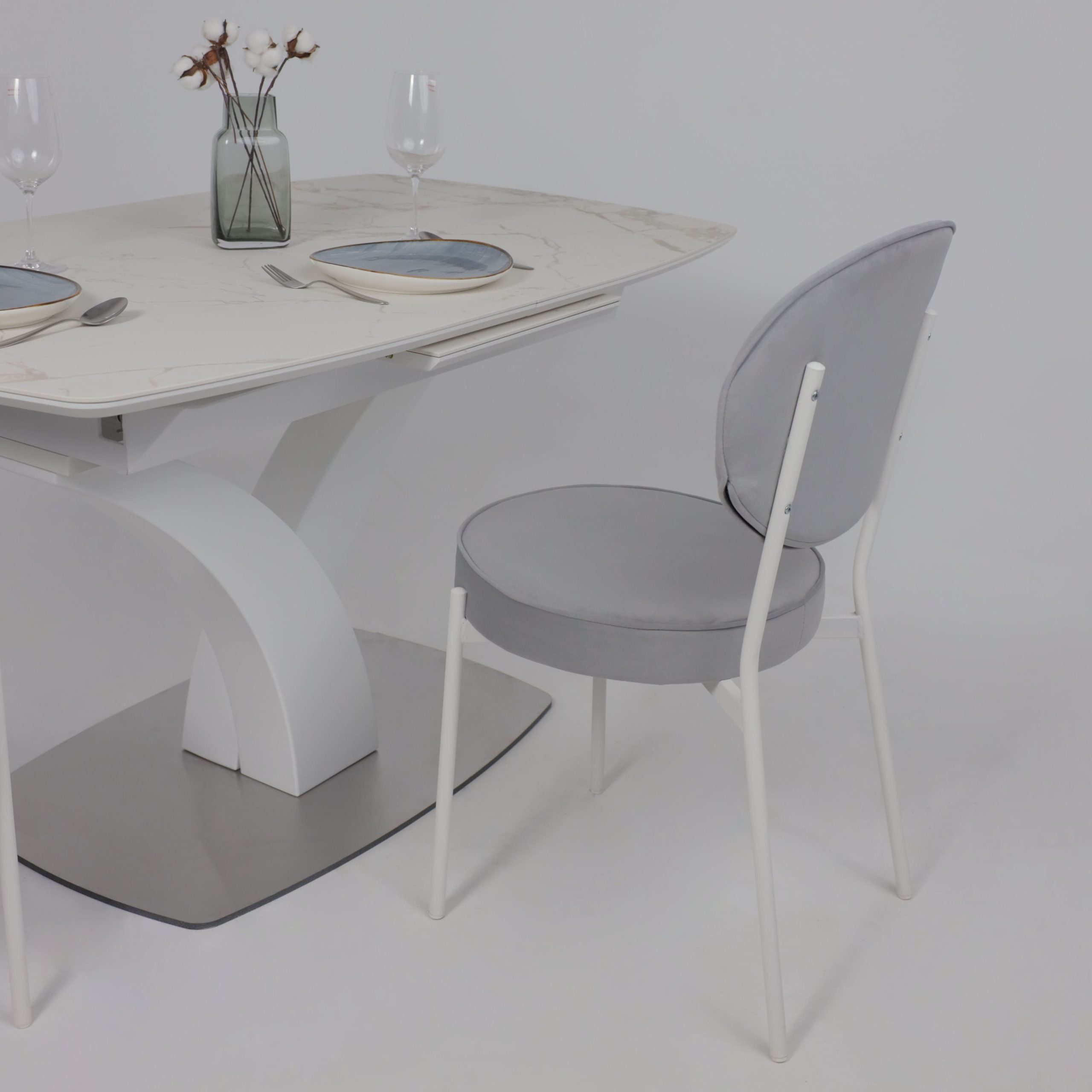 Стол НОТР ДАМ MODERNE, керамика 2 кат. 1400(1800)*850, Камень белый Calacata vagli/Белый Муар