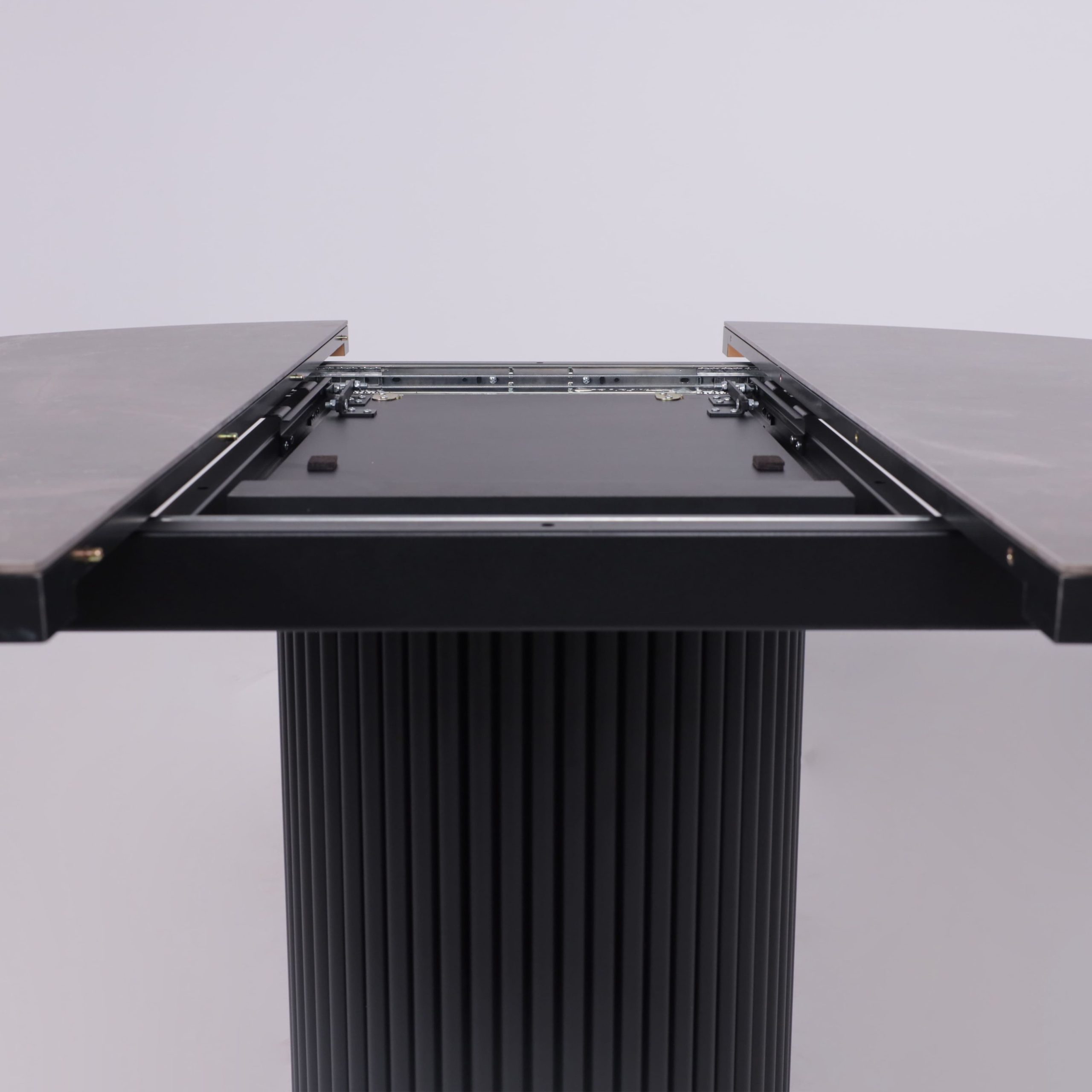 Стол ASKAR ROUND SLIDE-116, раздвижной круглый 116(156), BAYONA GREY PREMIUM CER/Черный