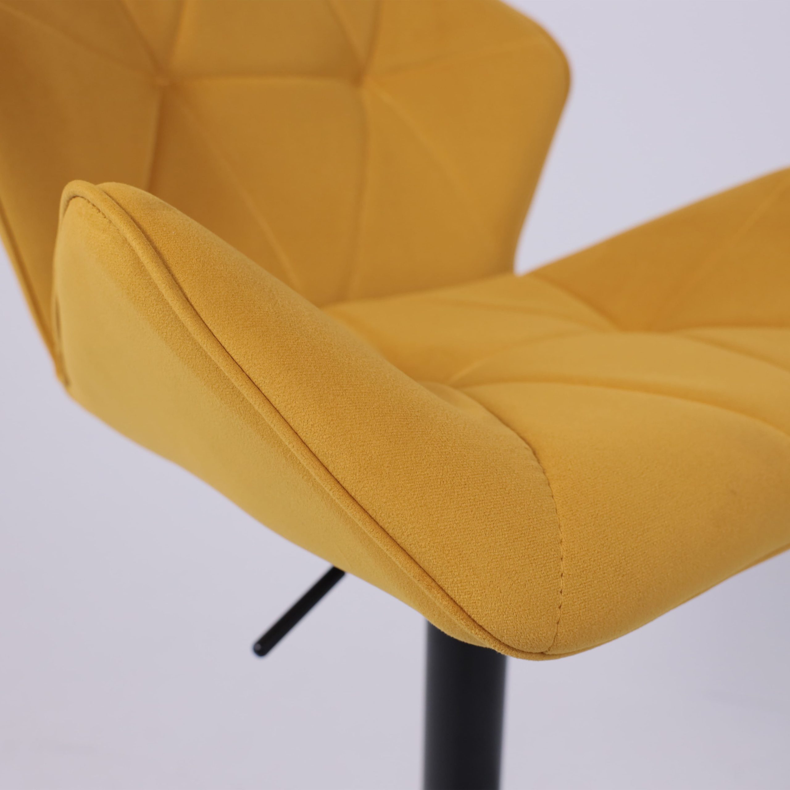 Кресло барное BERLIN GB, Velutto 56 горчичный велюр/черный