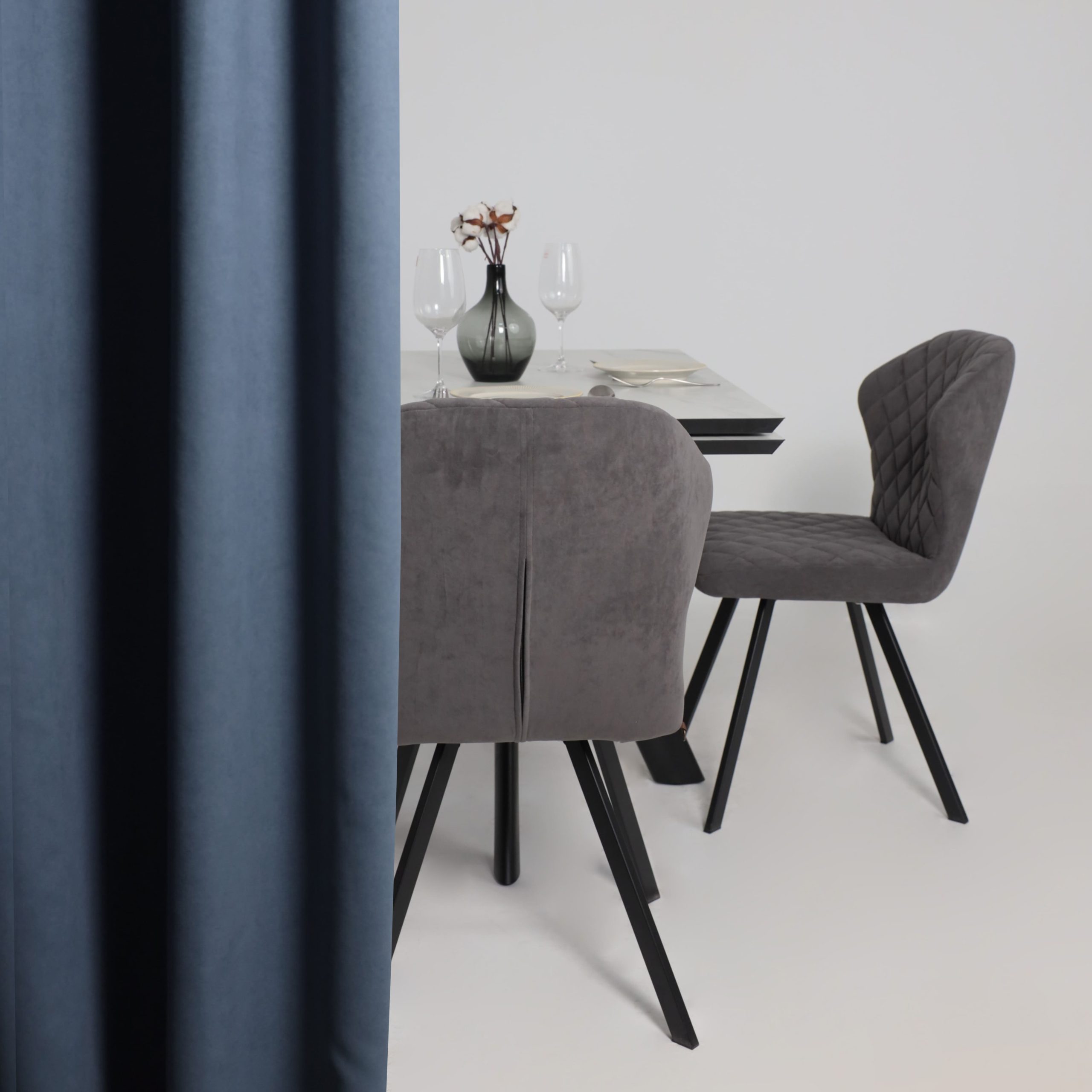 Стол JACK-120, раздвижной 120(30+30)х80, МРАМОР СВЕТЛЫЙ - COMPAKT CER/Черный