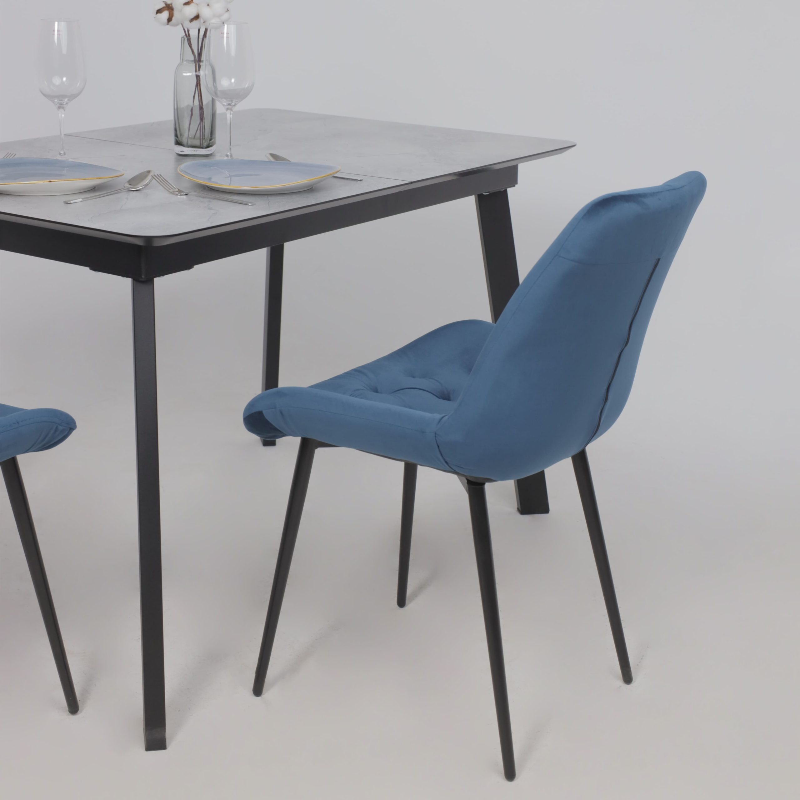 Стул AV 435, синий бархат Confetti deep ocean/черный