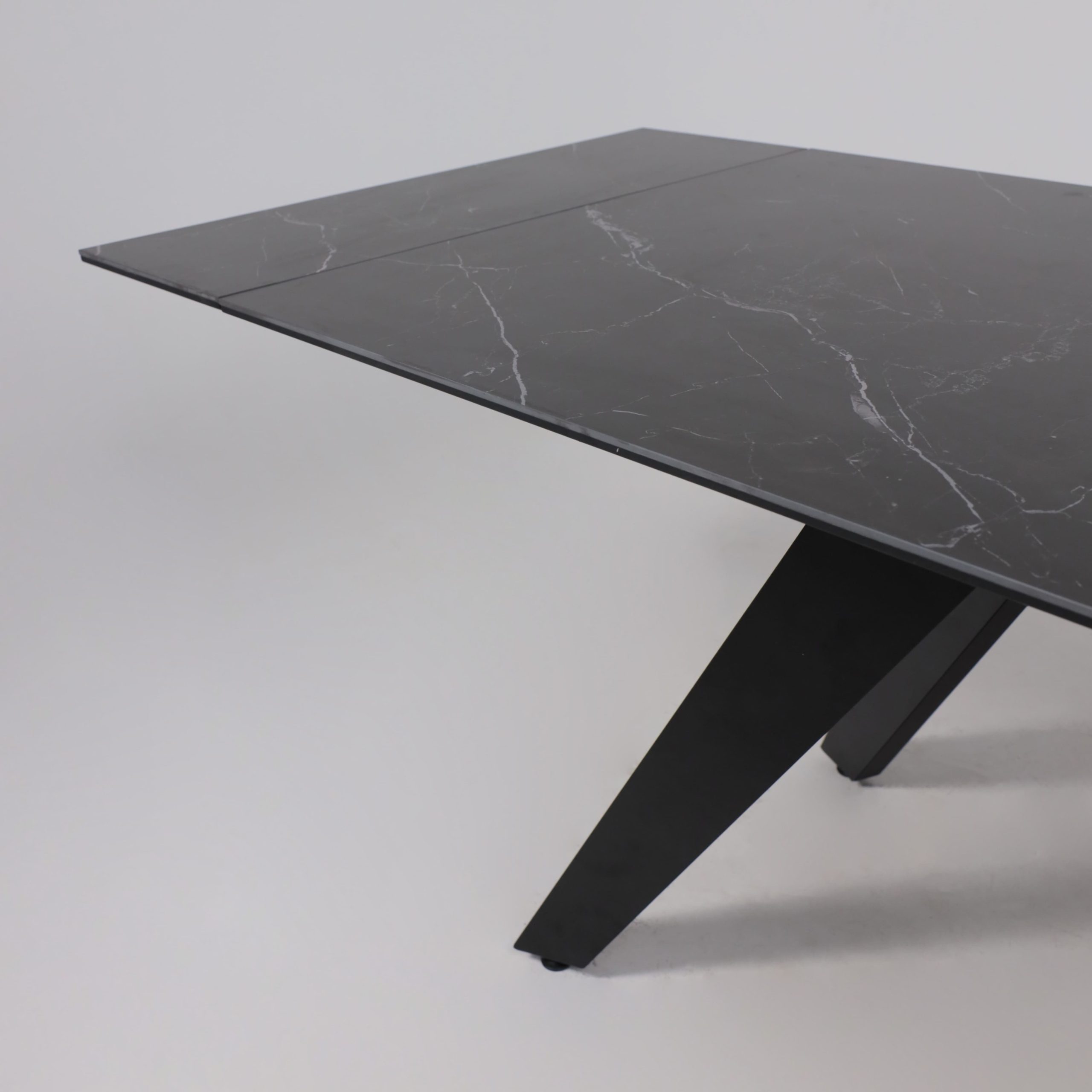 Стол AV 2122, МДФ+керамика, раздвижной 1400 (2000)*850 черный, матовый SHAKESPEARE/черный